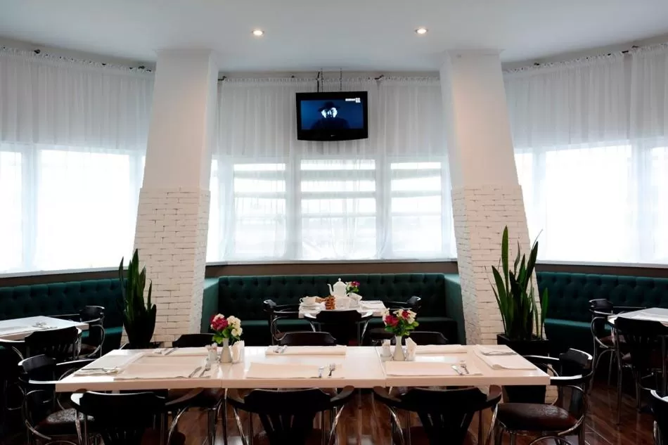 Breakfast in Cruise Hotel