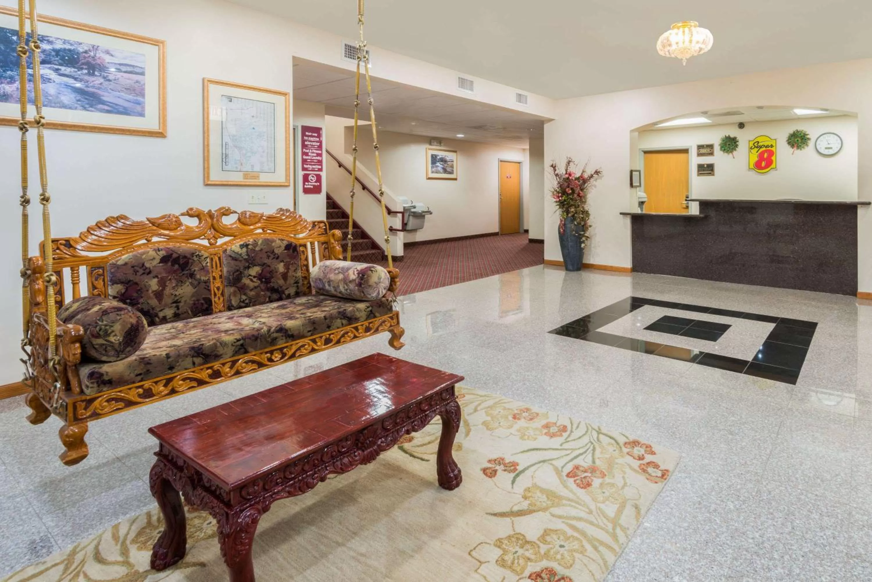 Lobby or reception in Super 8 by Wyndham Salina