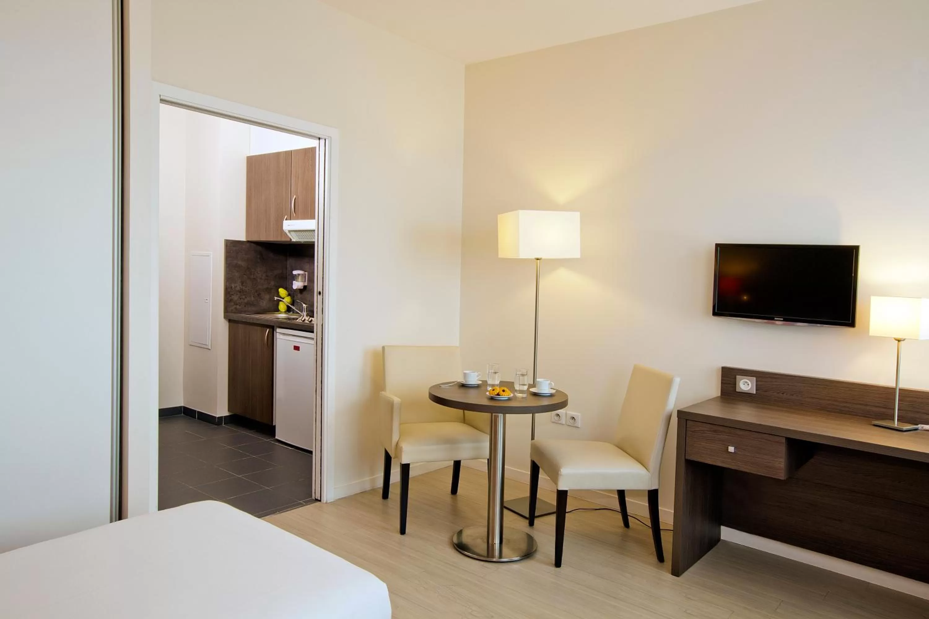 Bedroom, Bed in Residhome Reims Centre