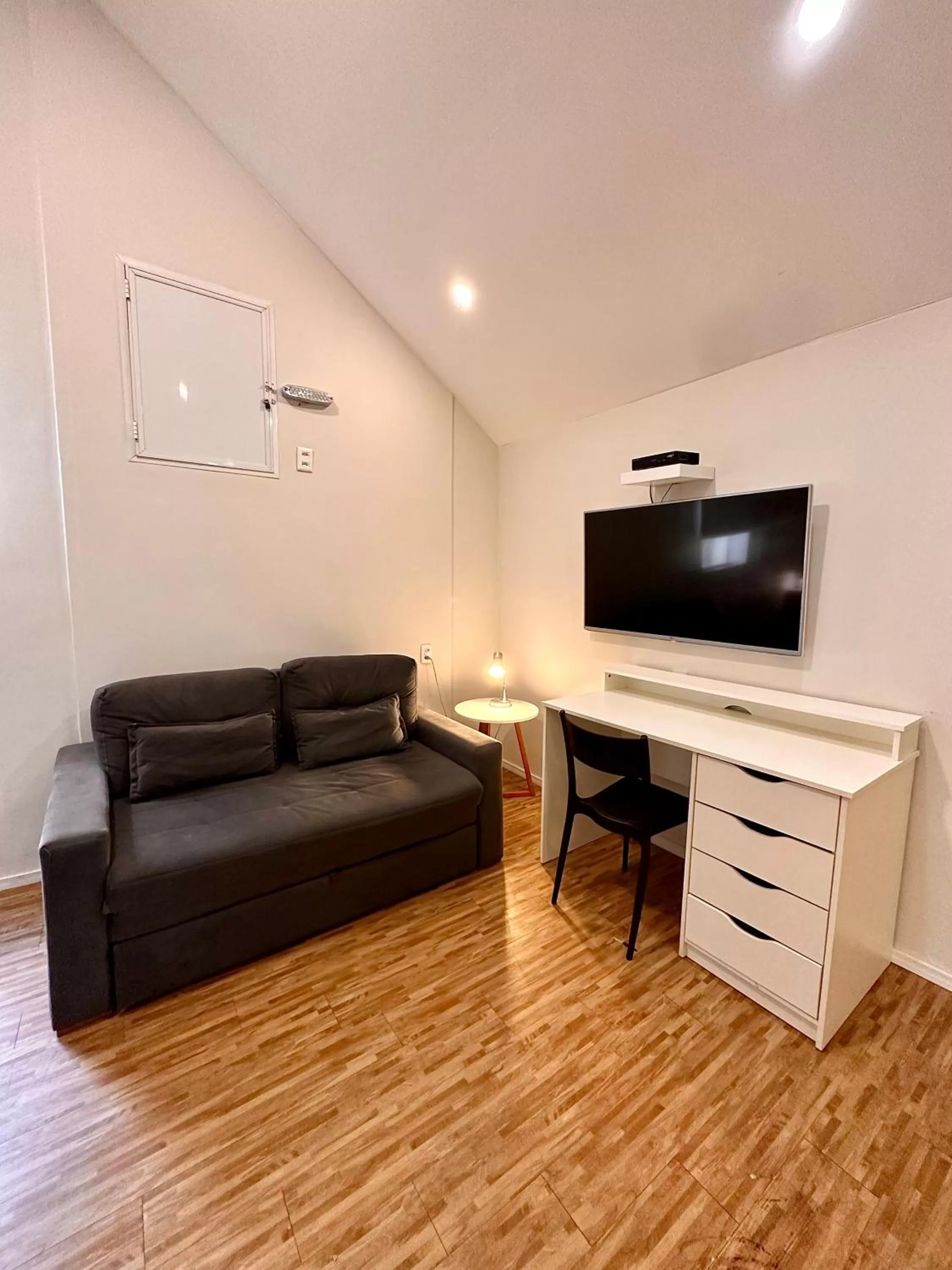 Living room, Seating Area in Injoy Suítes & Aparts