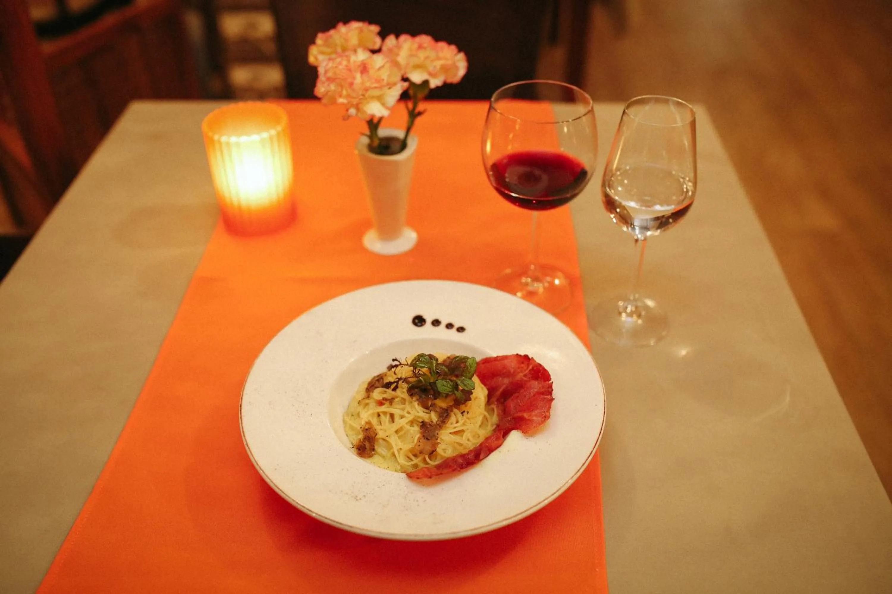 Restaurant/places to eat in Hotel Gallus