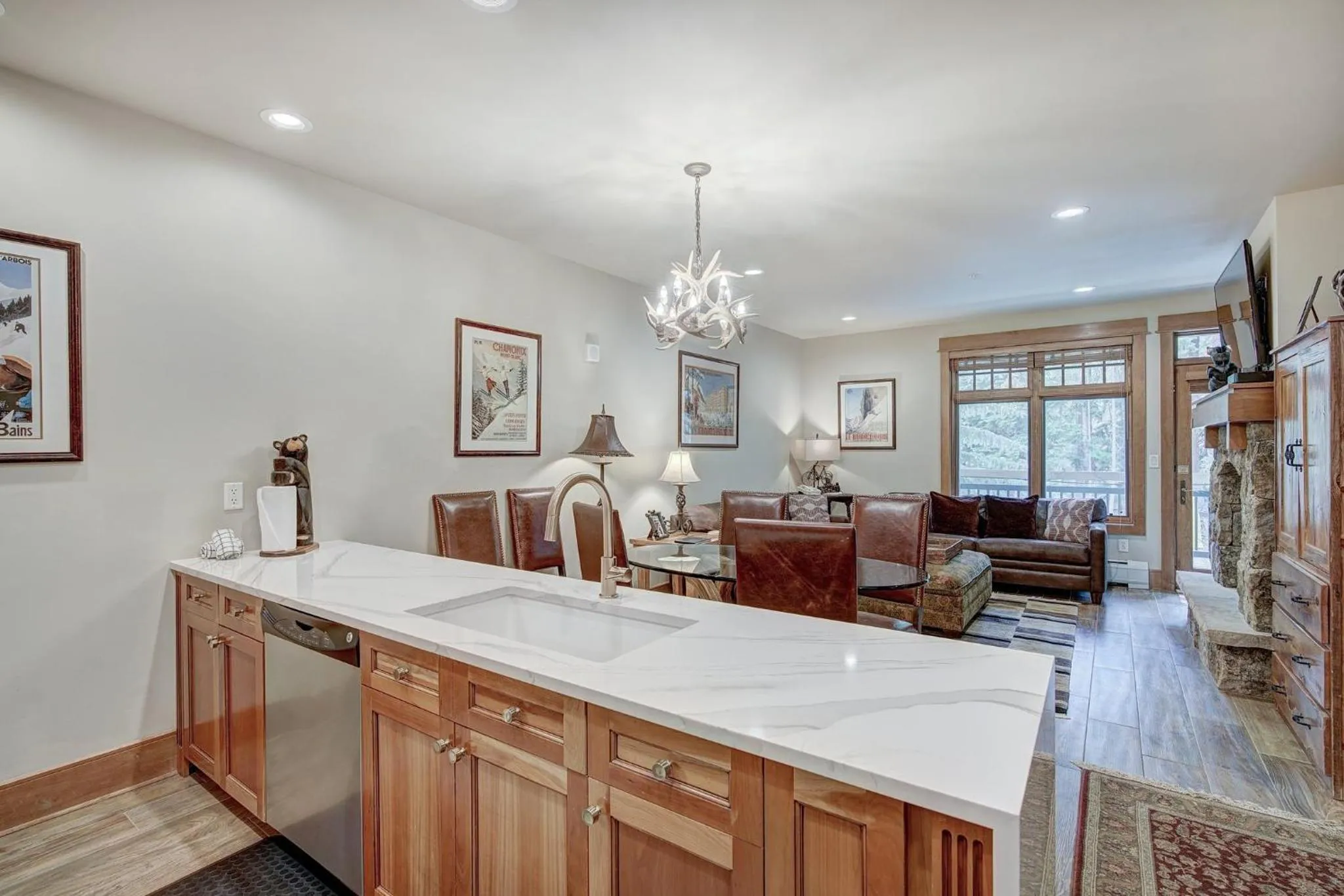 Kitchen or kitchenette in Timbers & Lone Eagle by Vail Resorts