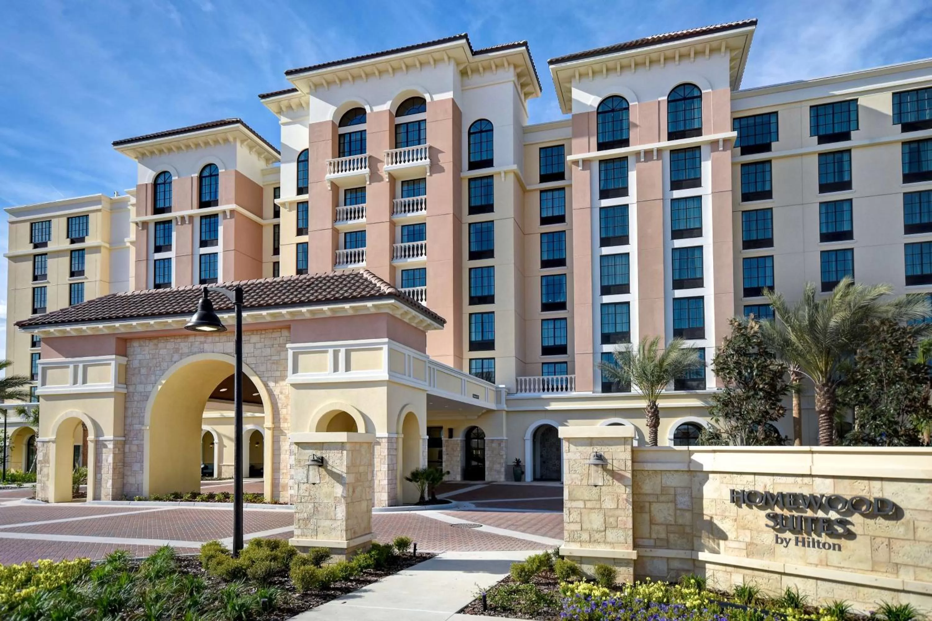 Property building in Homewood Suites By Hilton Orlando Flamingo Crossings, Fl
