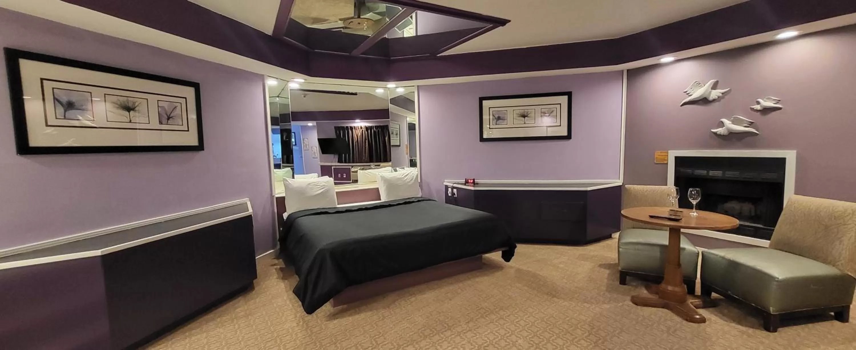 Bedroom, Bed in Inn of the Dove Harrisburg-Hershey Romantic Suites