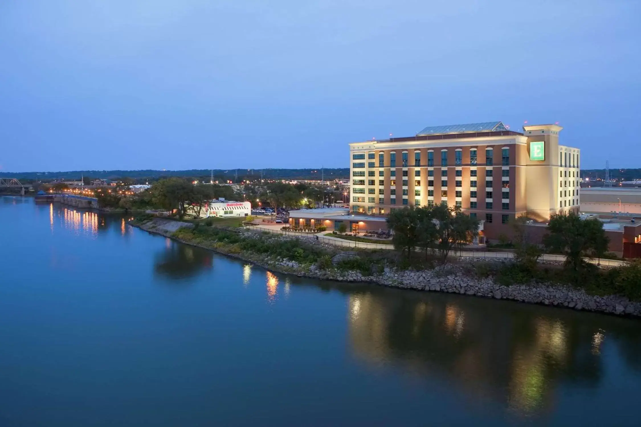 Embassy Suites East Peoria Hotel and Riverfront Conference Center Embassy Suites East Peoria Hotel and Riverfront Conference Center