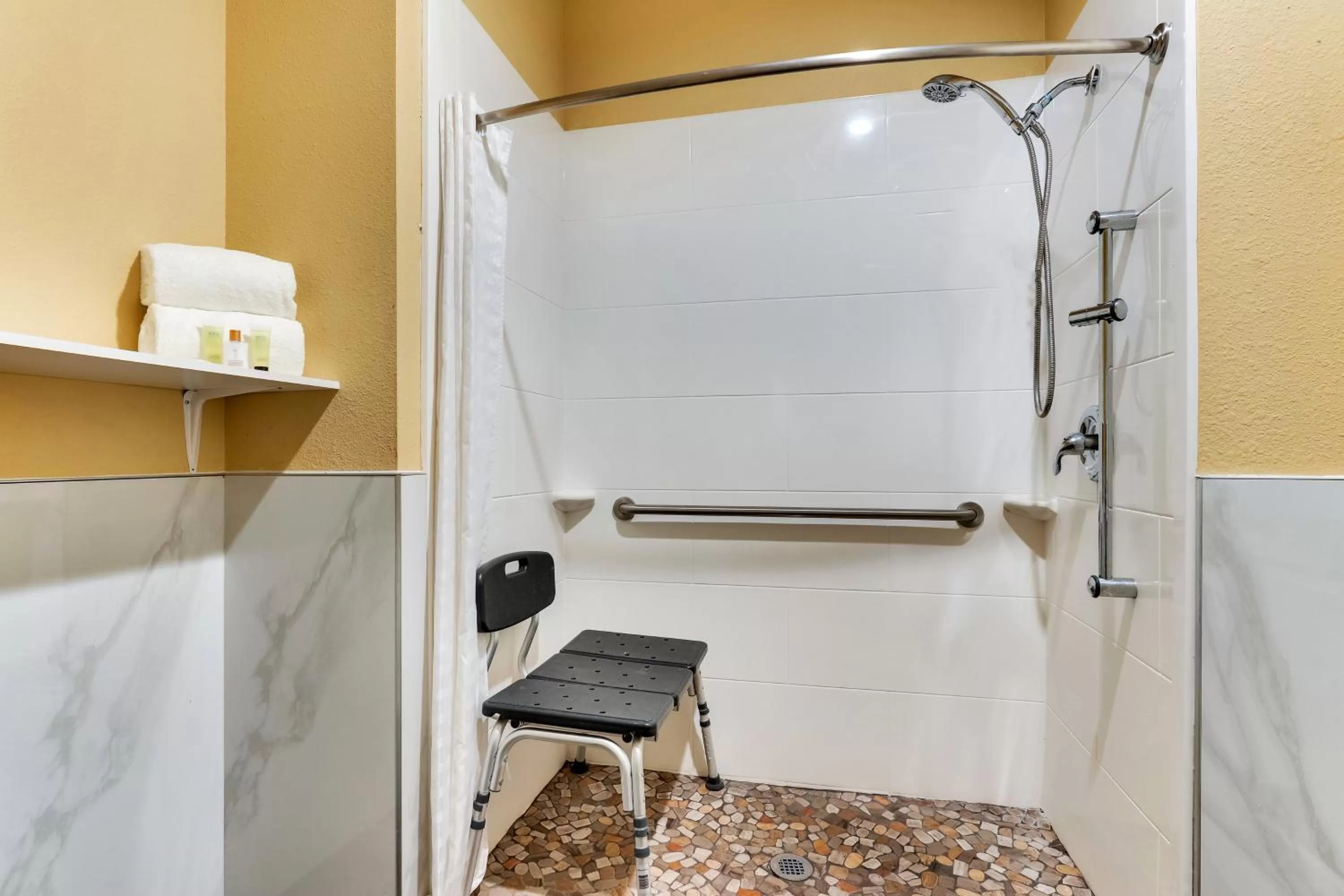 Captains Quarters Inn