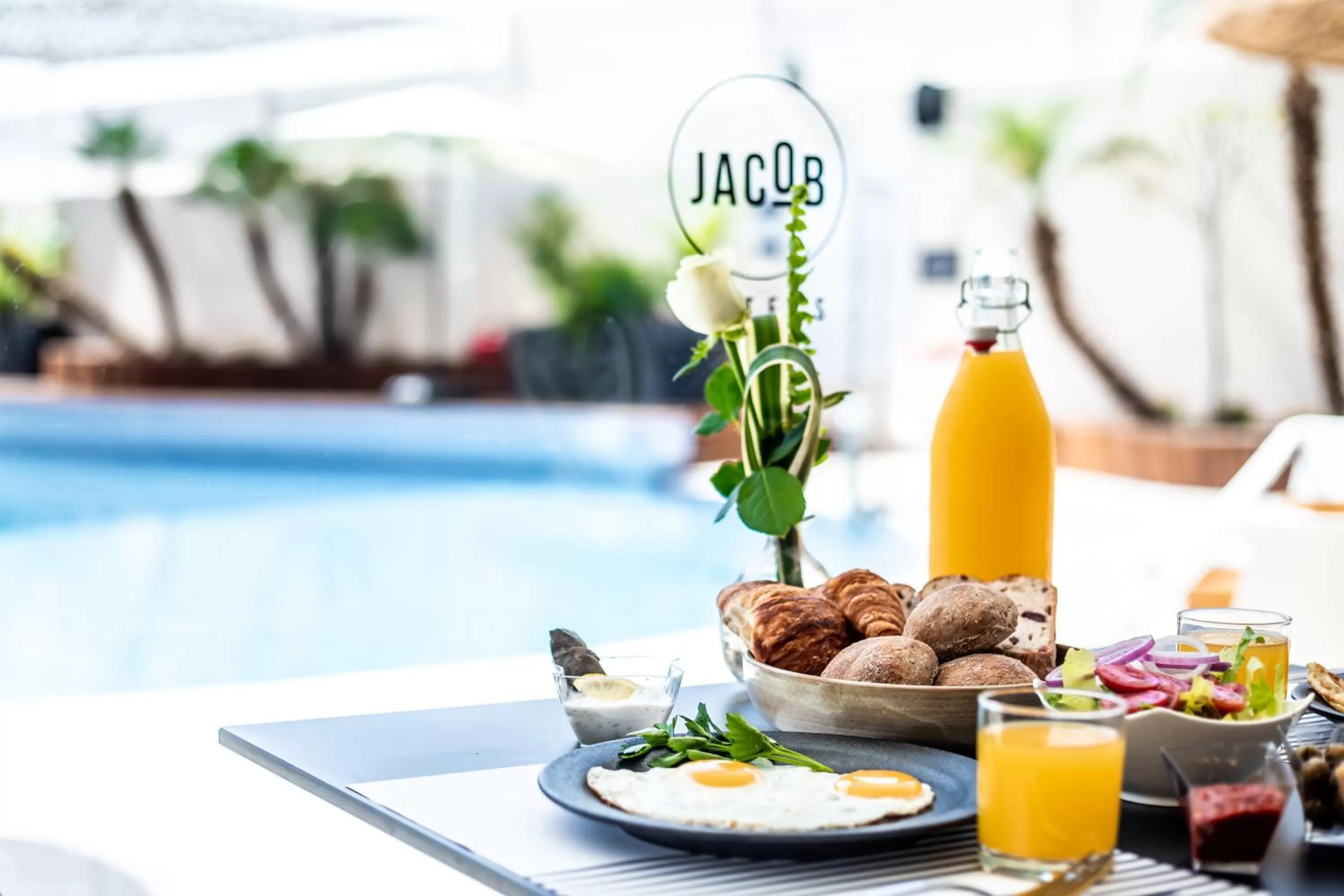 Meals in Jacob Eilat