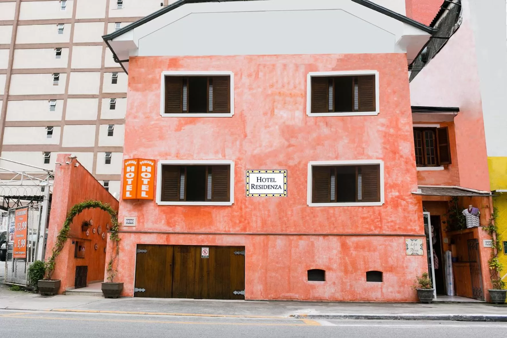 Property Building in Hotel Residenza - 400m do inicio da Av Paulista e Metrô Paraiso