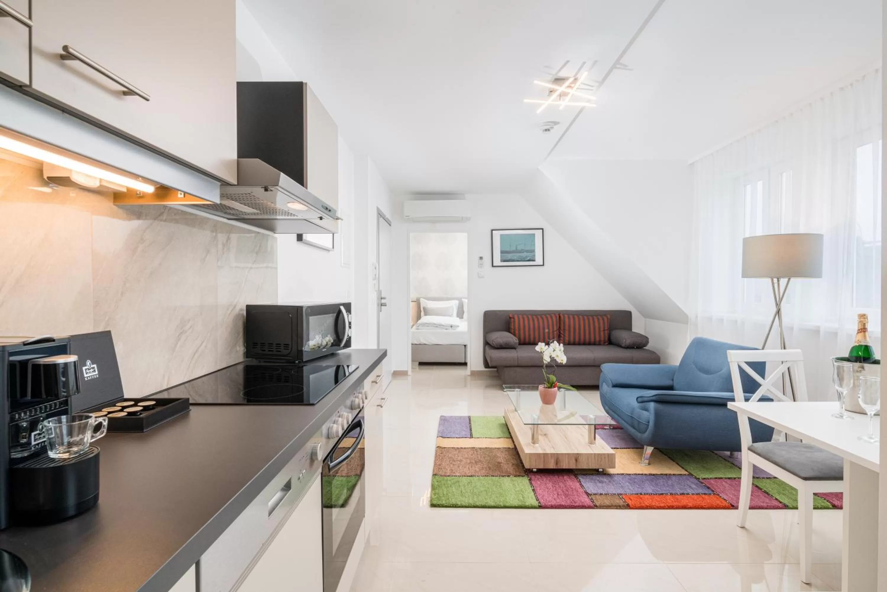 Living room in Best Western Plus Celebrity Suites