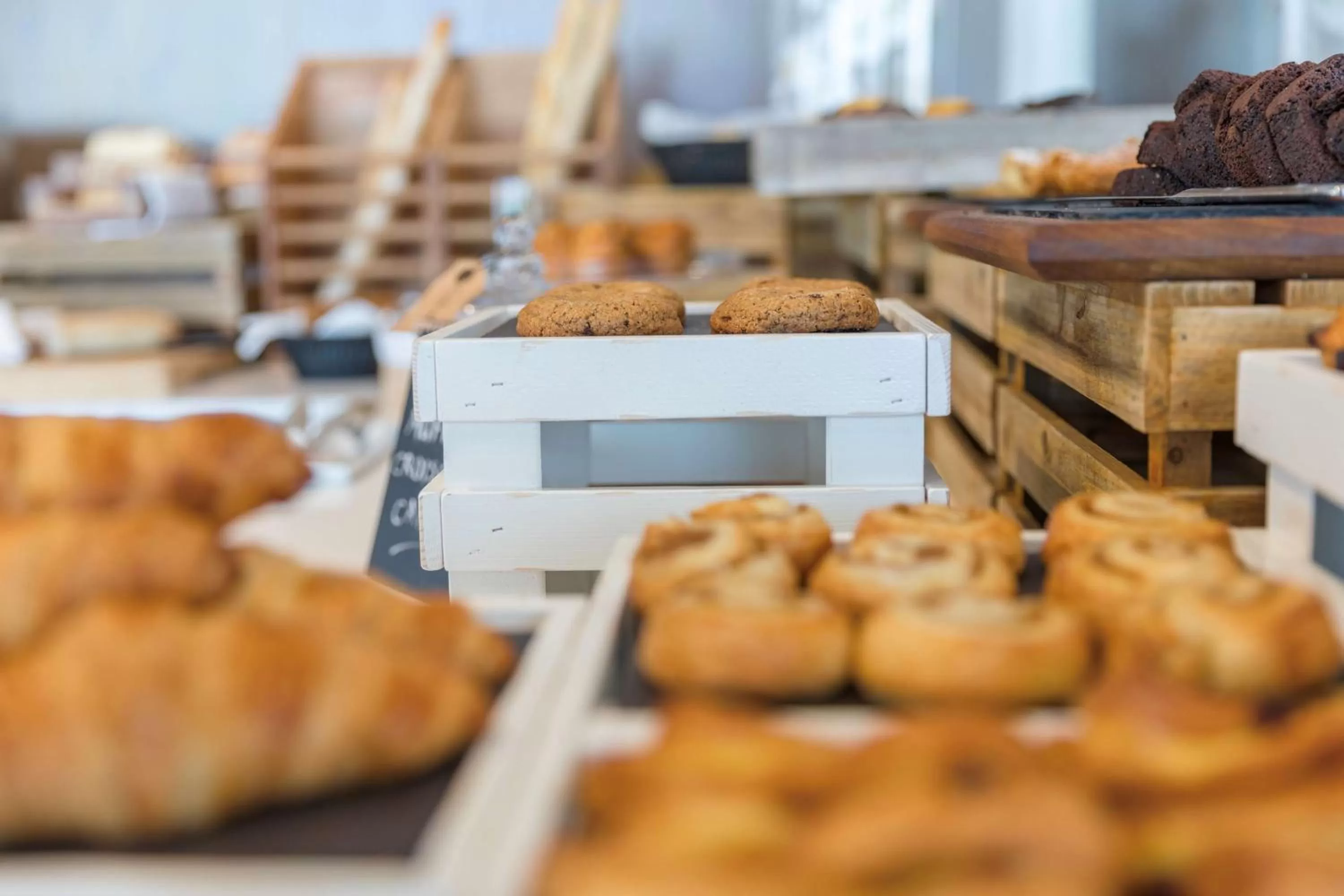 Restaurant/places to eat in Radisson Blu Hotel, Larnaca