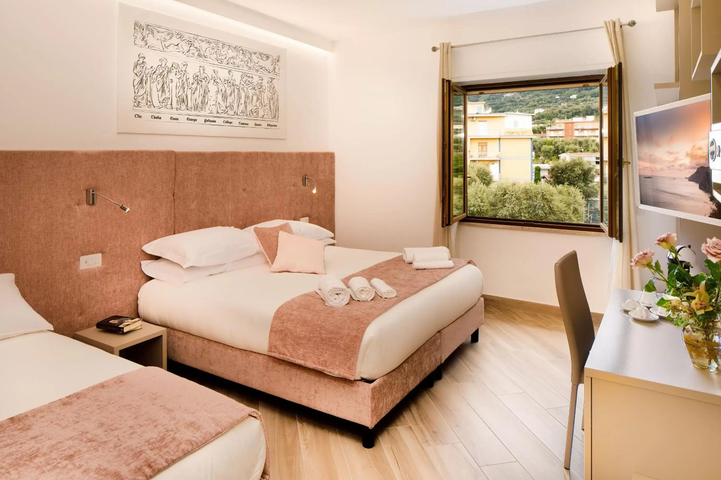 Deluxe Triple Room in Le Muse Suite Deluxe Triple Room in Le Muse Suite