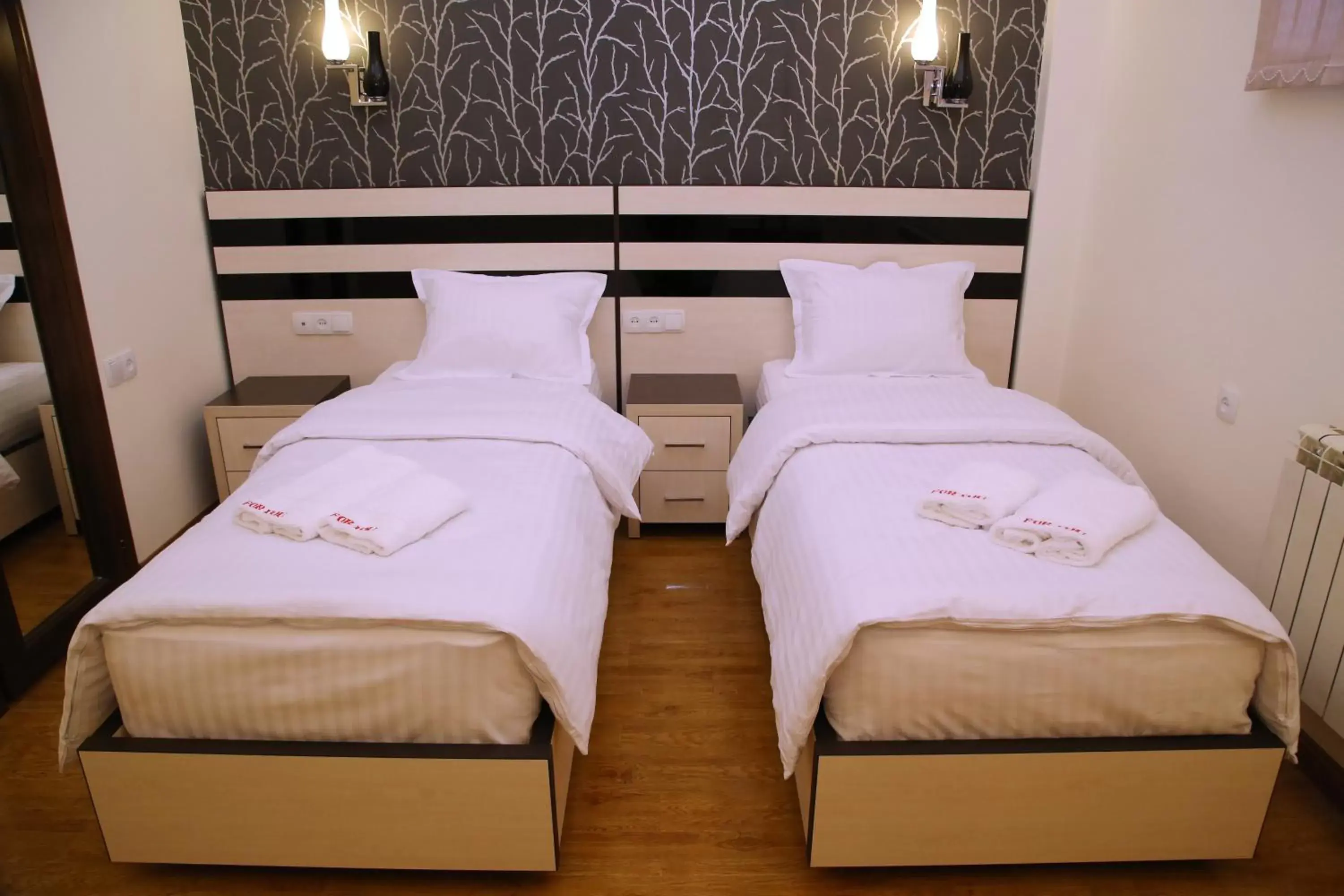 Twin Room with Bath in Hotel For You Twin Room with Bath in Hotel For You