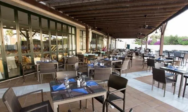 Restaurant/places to eat in AR Almerimar