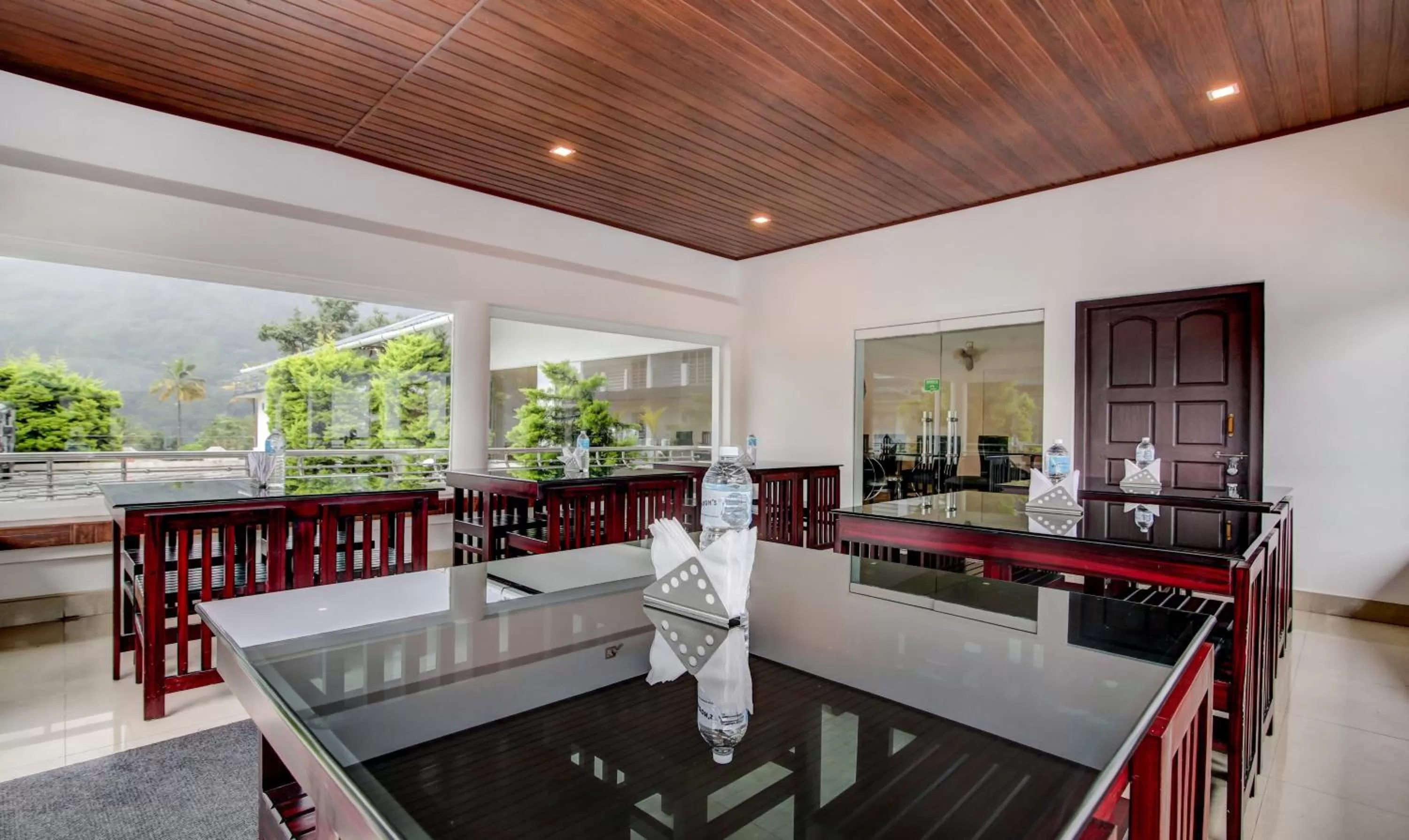 Restaurant/places to eat in Misty Garden Resort and SPA