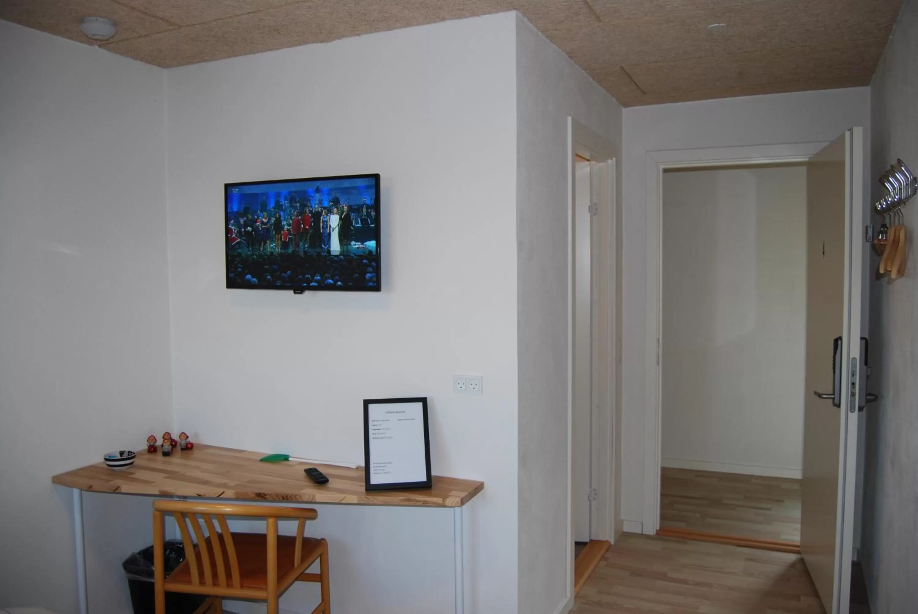Bedroom, Dining Area in Rind B&B