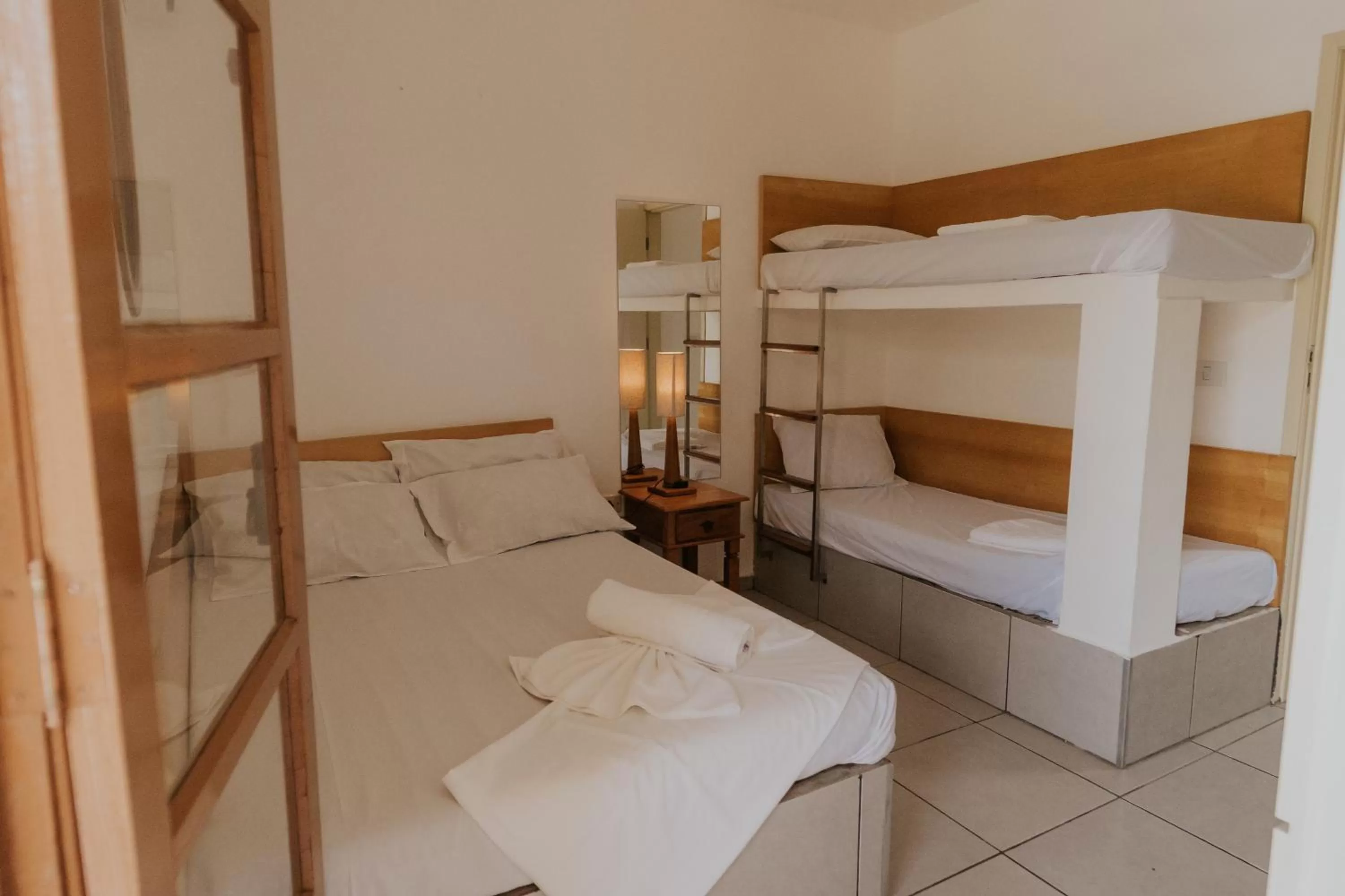 Bed, Bunk Bed in Pousada Ilha Vitoria