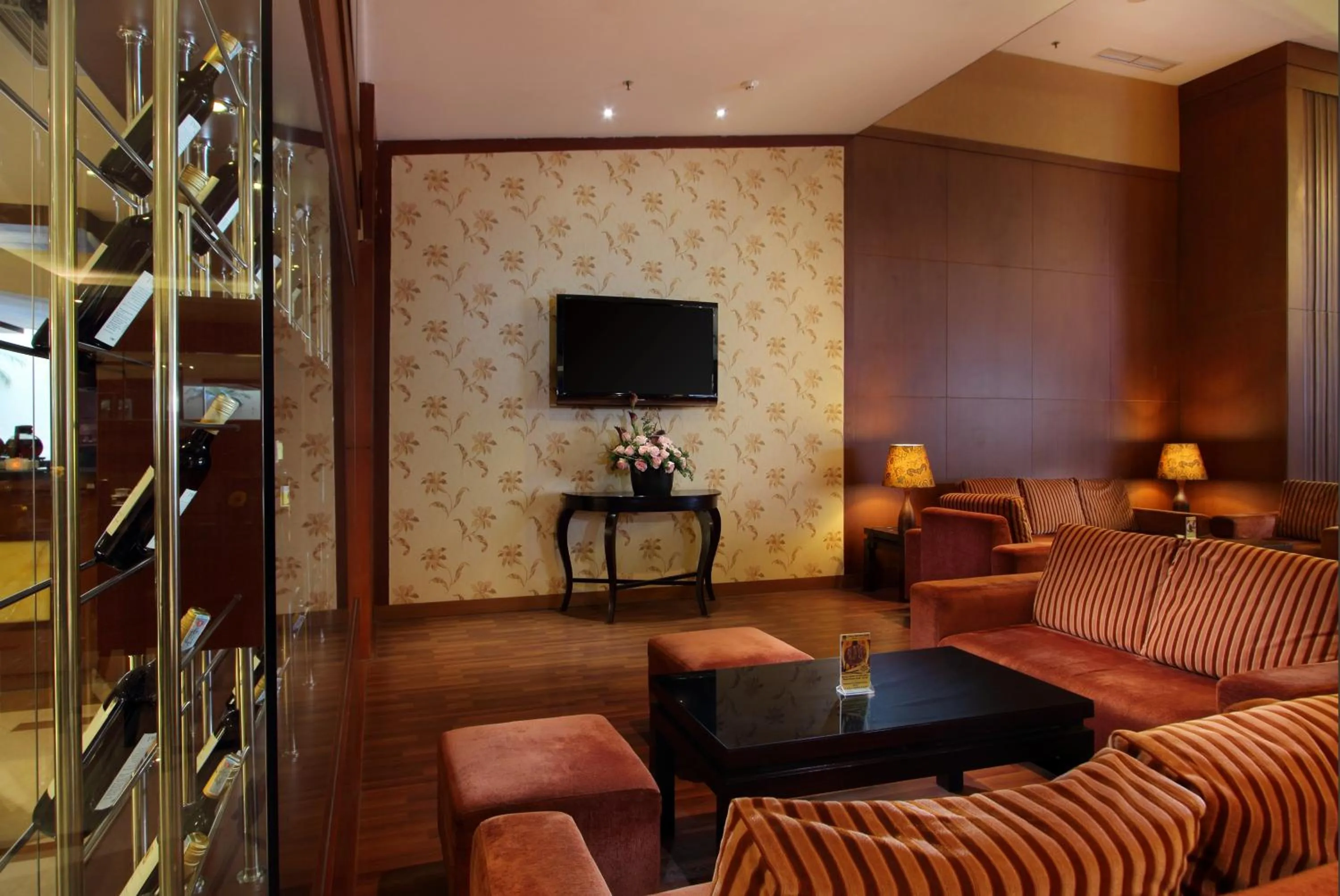 Restaurant/places to eat in Best Western Mangga Dua Hotel & Residence