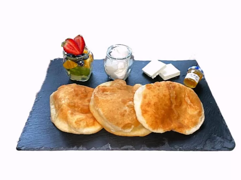 Breakfast in The Wind Mills Hydropark