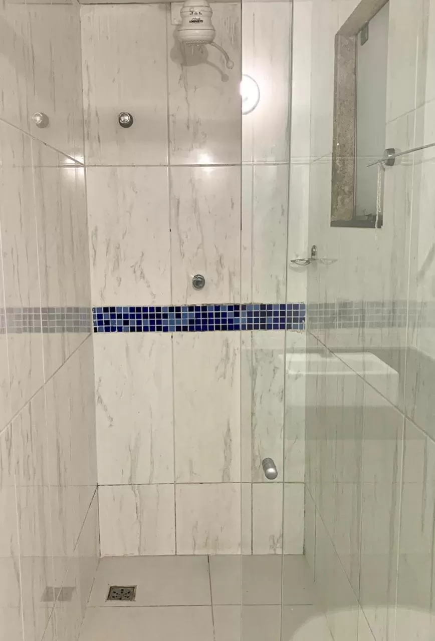 Bathroom in Pousada Jardim Brasília