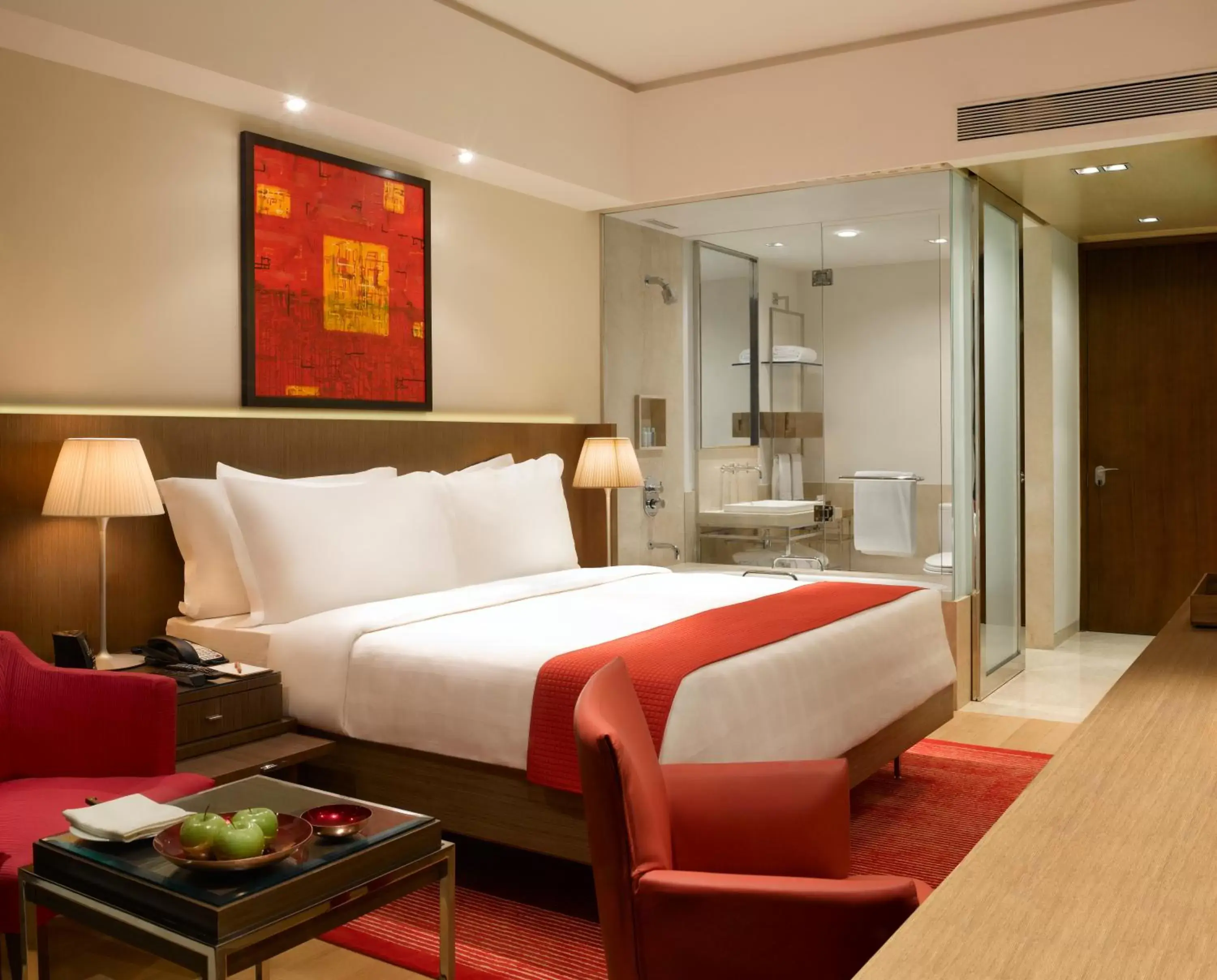 Premier Room king bed in Trident Bandra Kurla Premier Room king bed in Trident Bandra Kurla