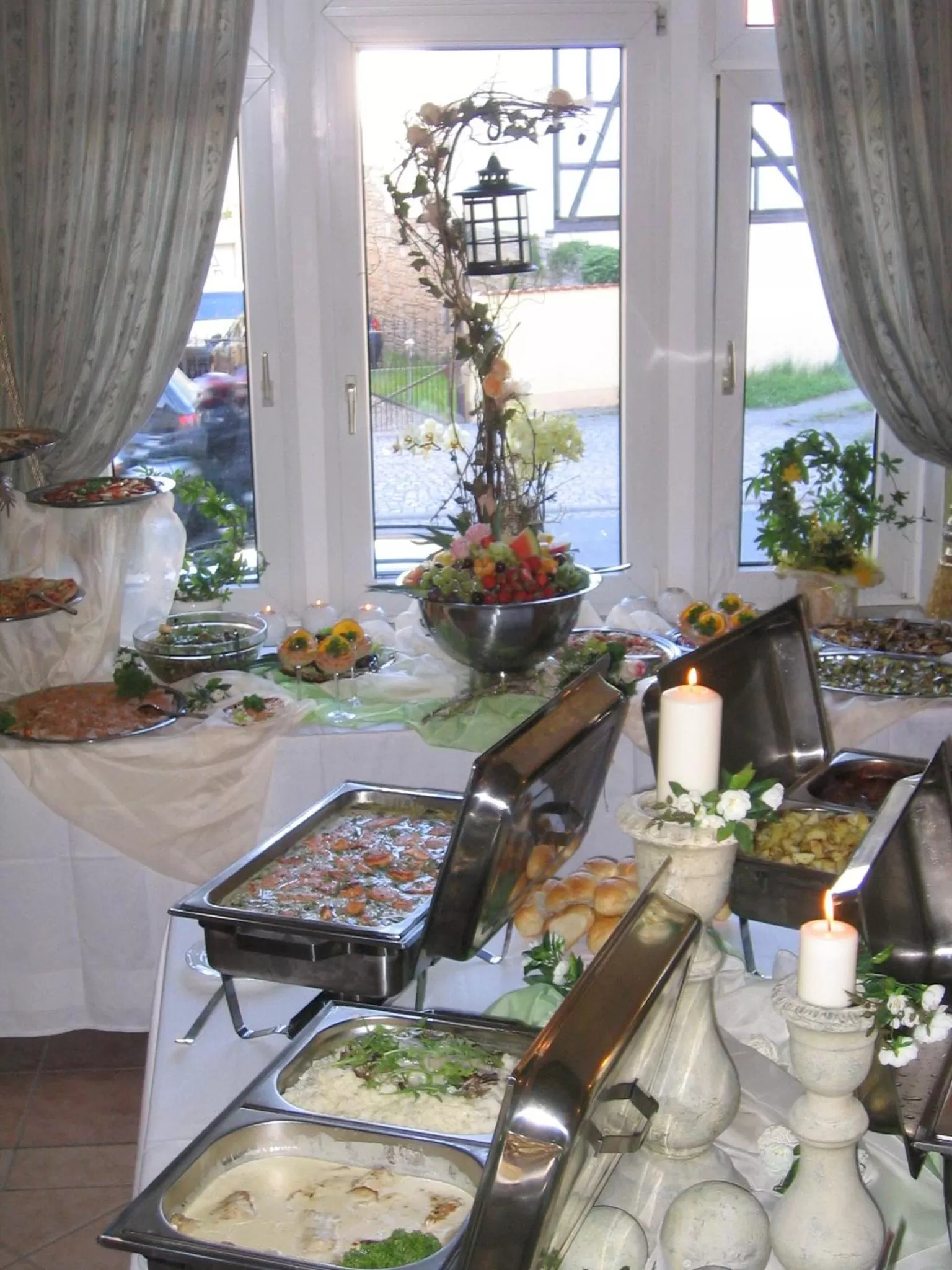 Food and drinks, Restaurant/Places to Eat in In Piazza