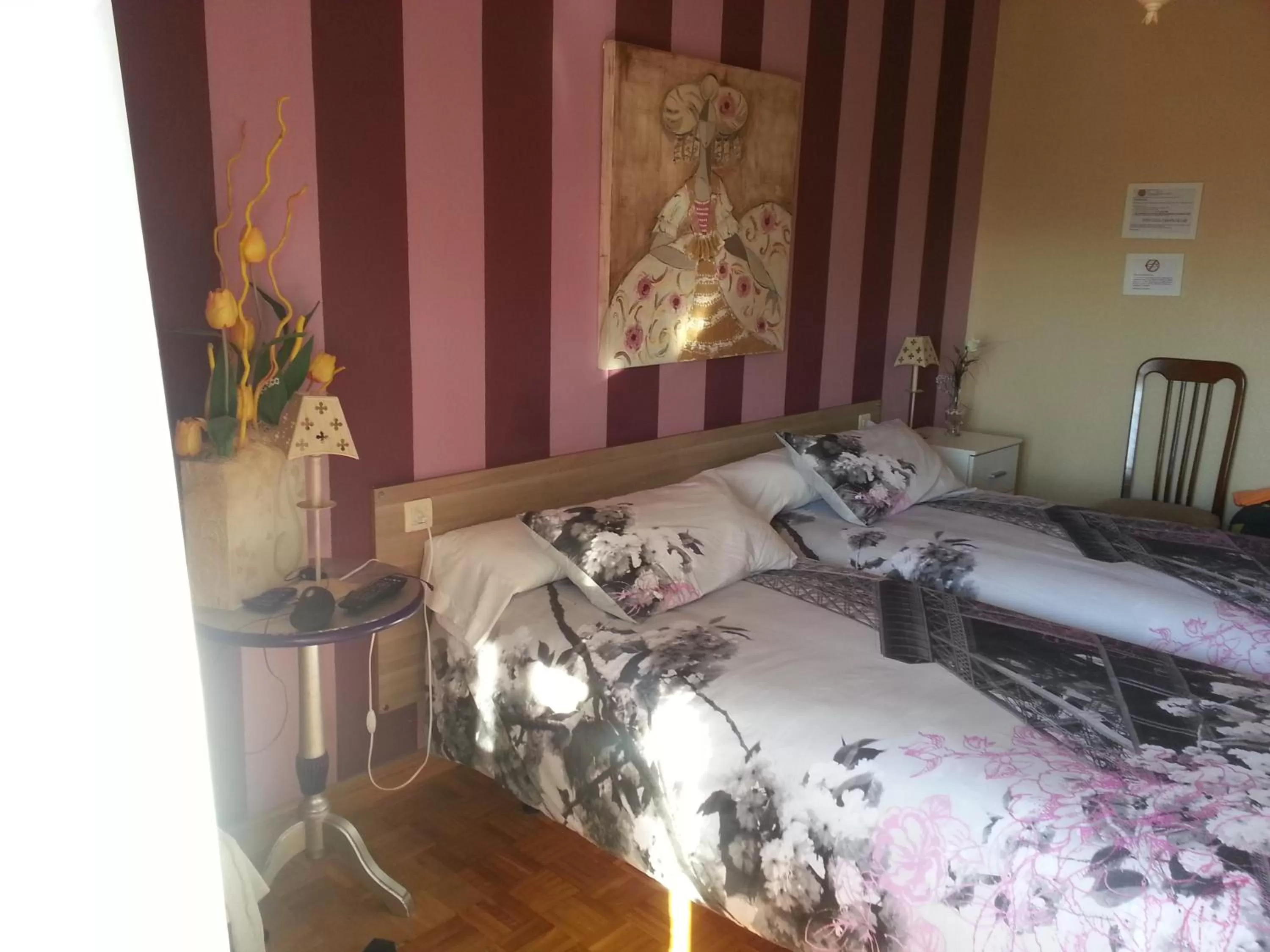 Photo of the whole room, Bed in Alojamientos Iruña