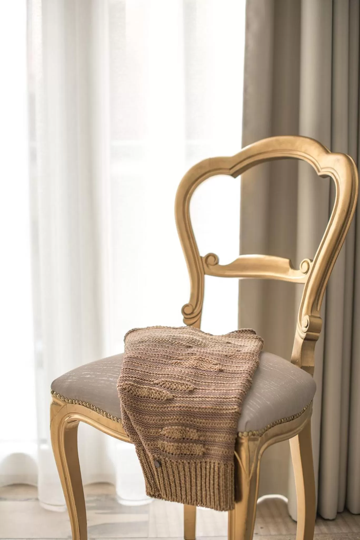 Decorative detail in Rivetto Suites