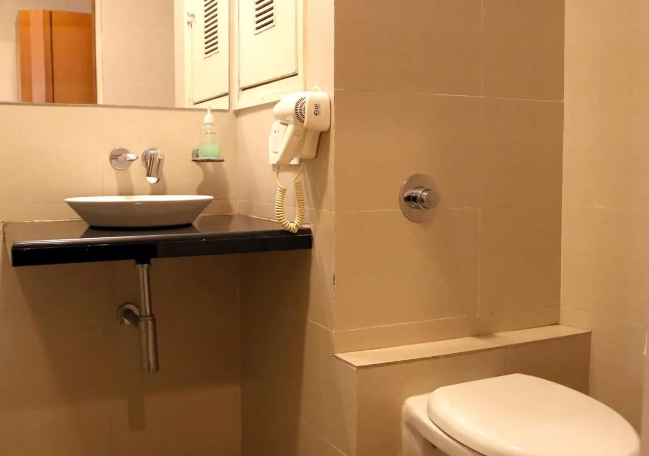 Bathroom in Hotel AGC