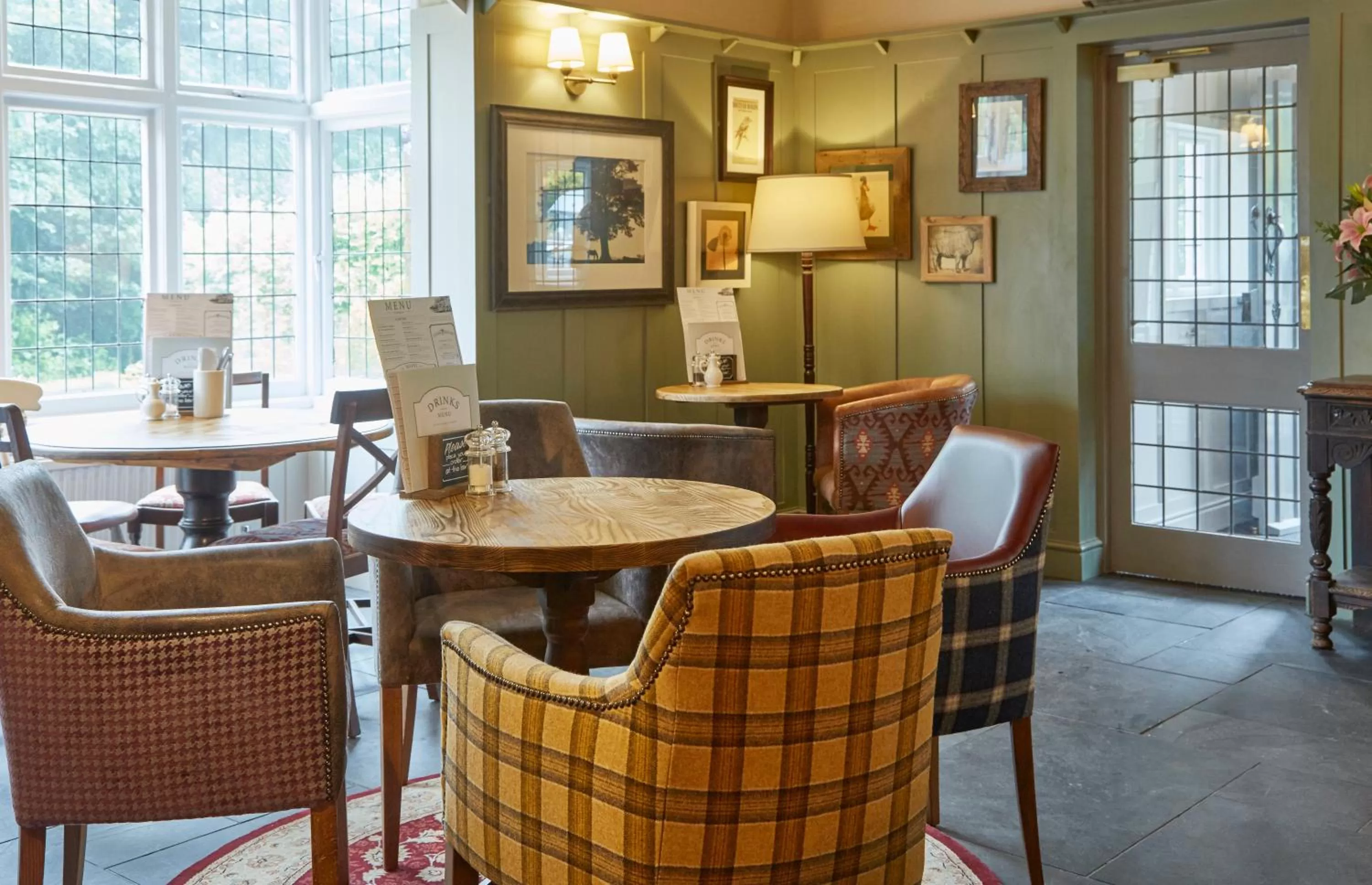 Restaurant/places to eat in Dartbridge Inn by Greene King Inns