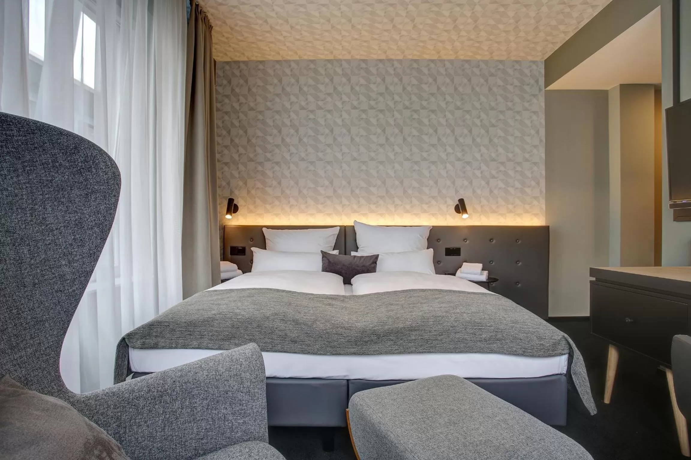 Photo of the whole room, Bed in Vienna House Easy by Wyndham Dortmund City