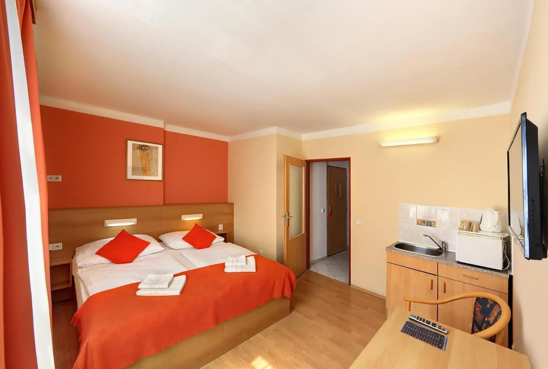 Double or Twin Room in Residence Tabor Double or Twin Room in Residence Tabor