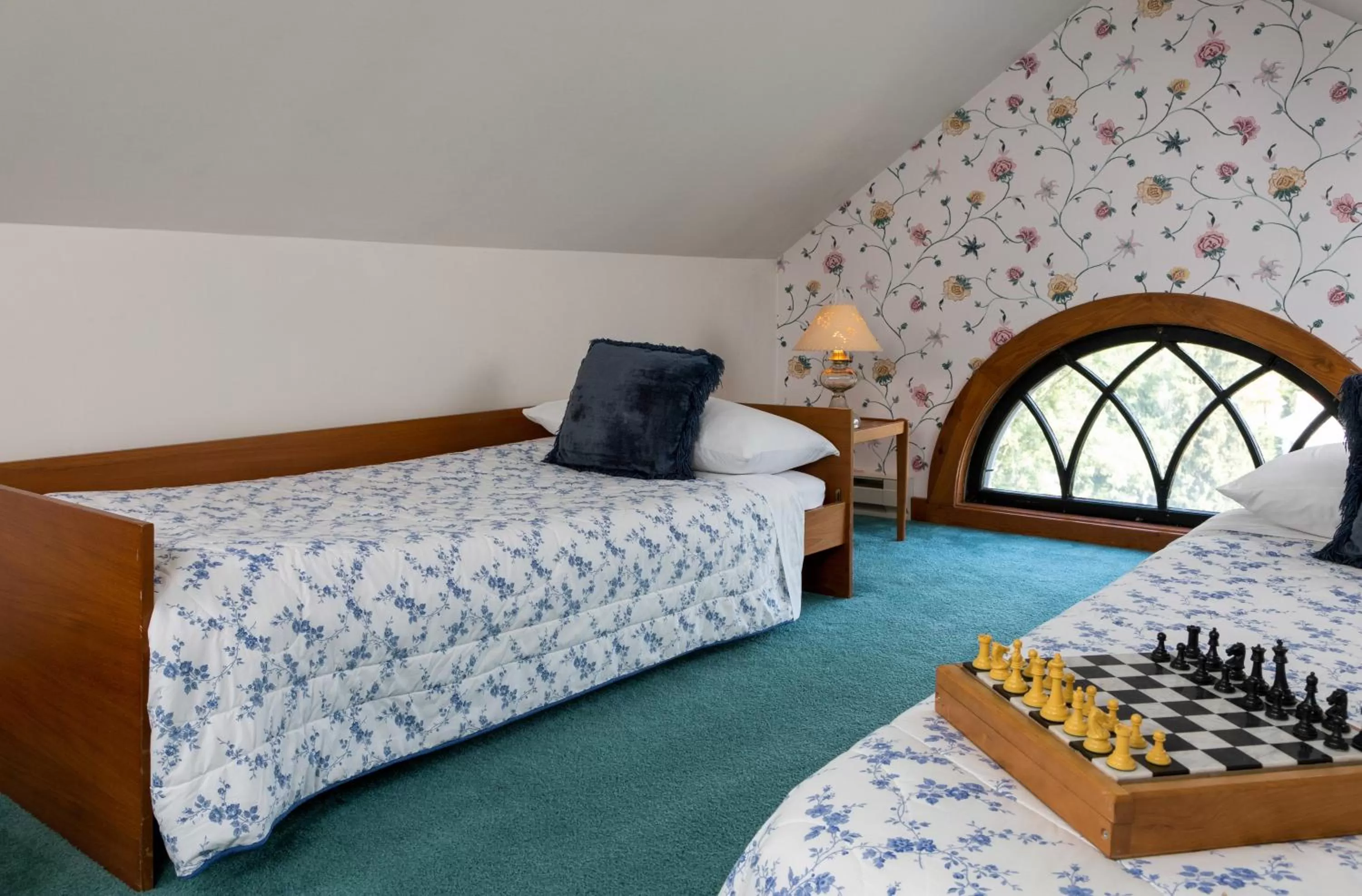 Bedroom, Bed in Mercersburg Inn