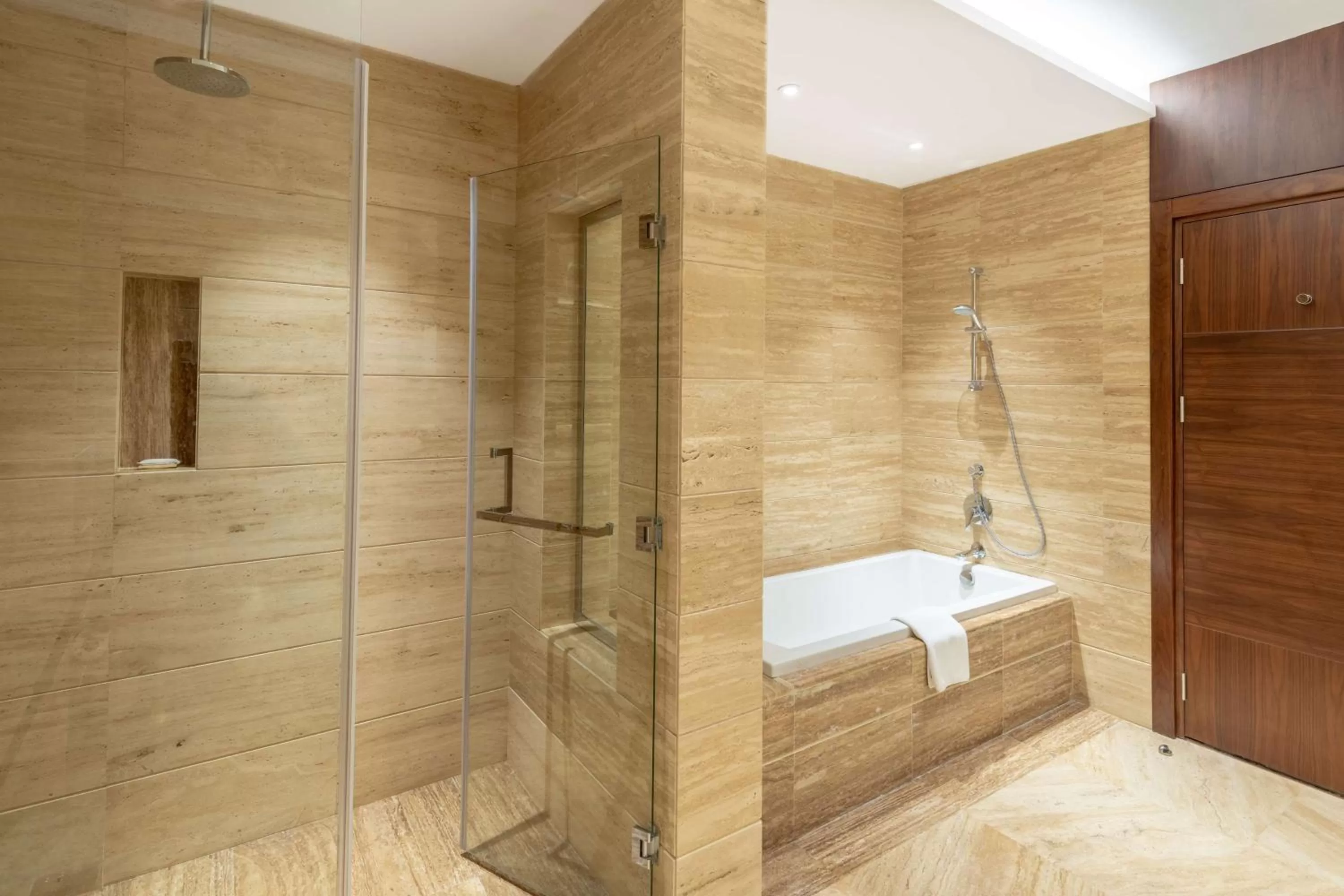 Bathroom in Radisson Blu Hotel, Jeddah Al Salam