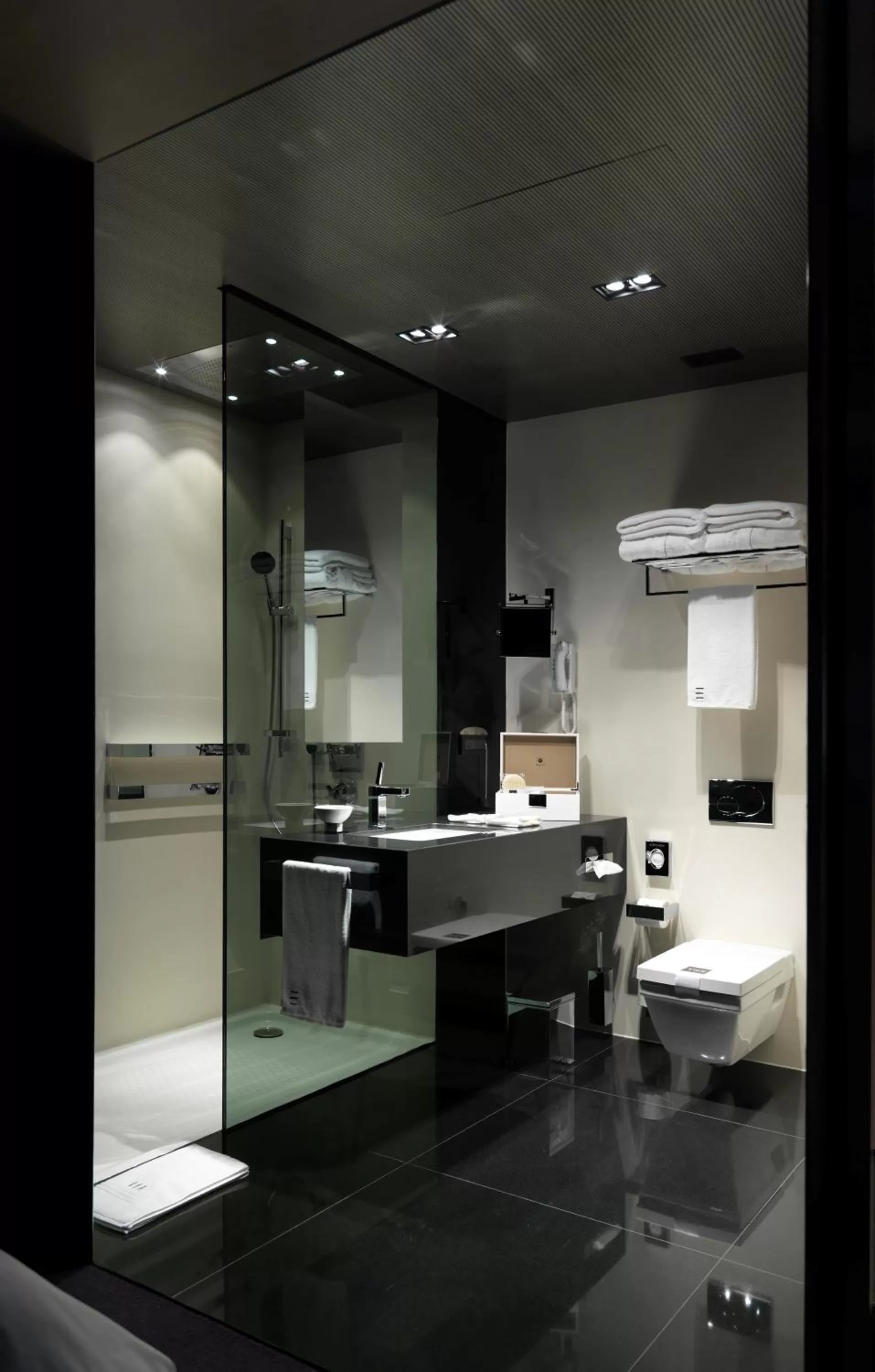 Bathroom in Key Hotel