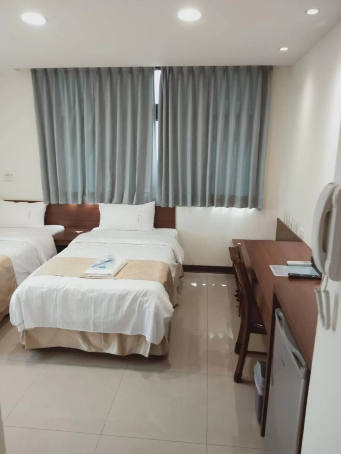 Photo of the whole room, Bed in Frank B&B