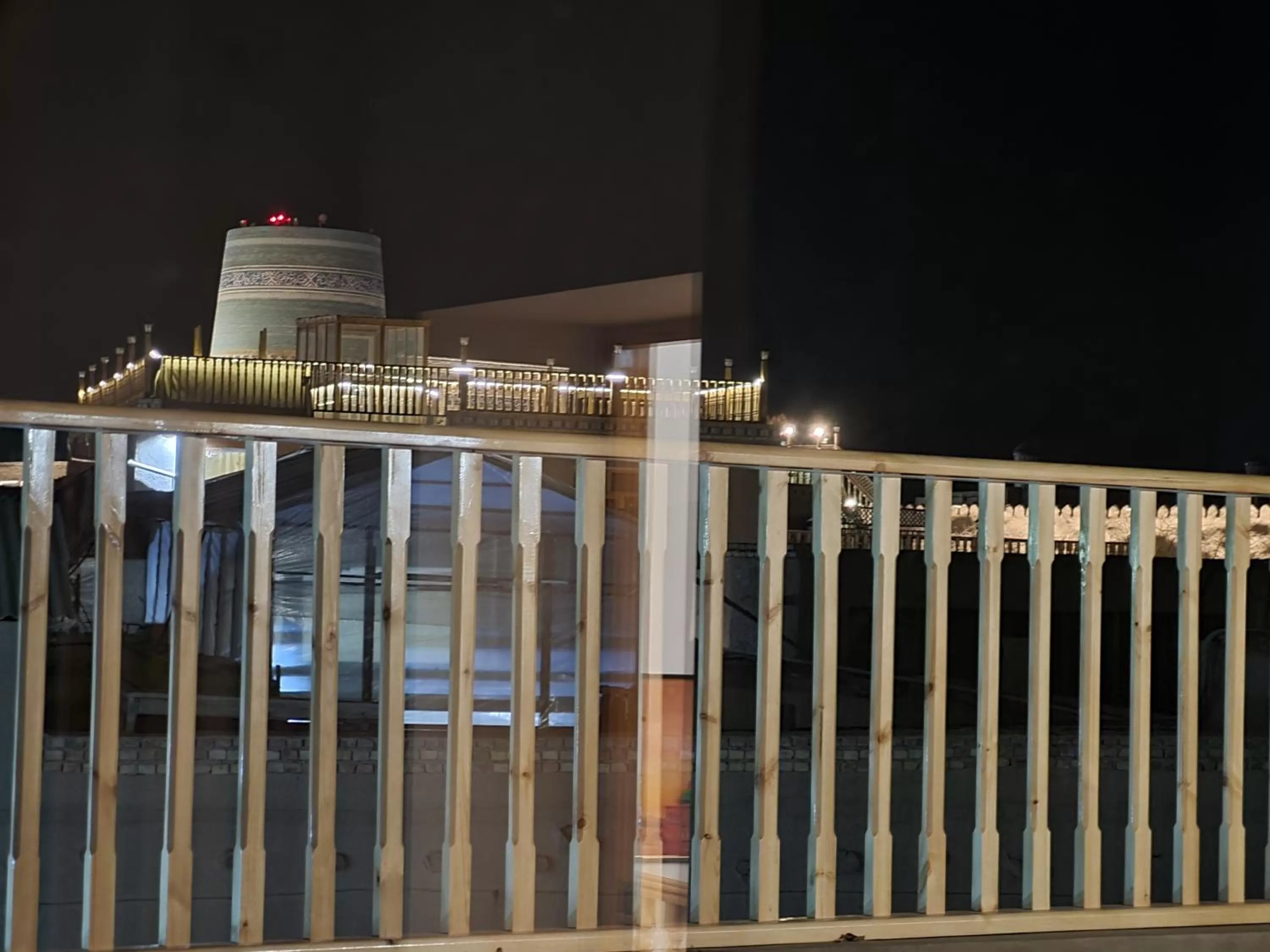 Night in Ulli Oy Hotel & Terasse