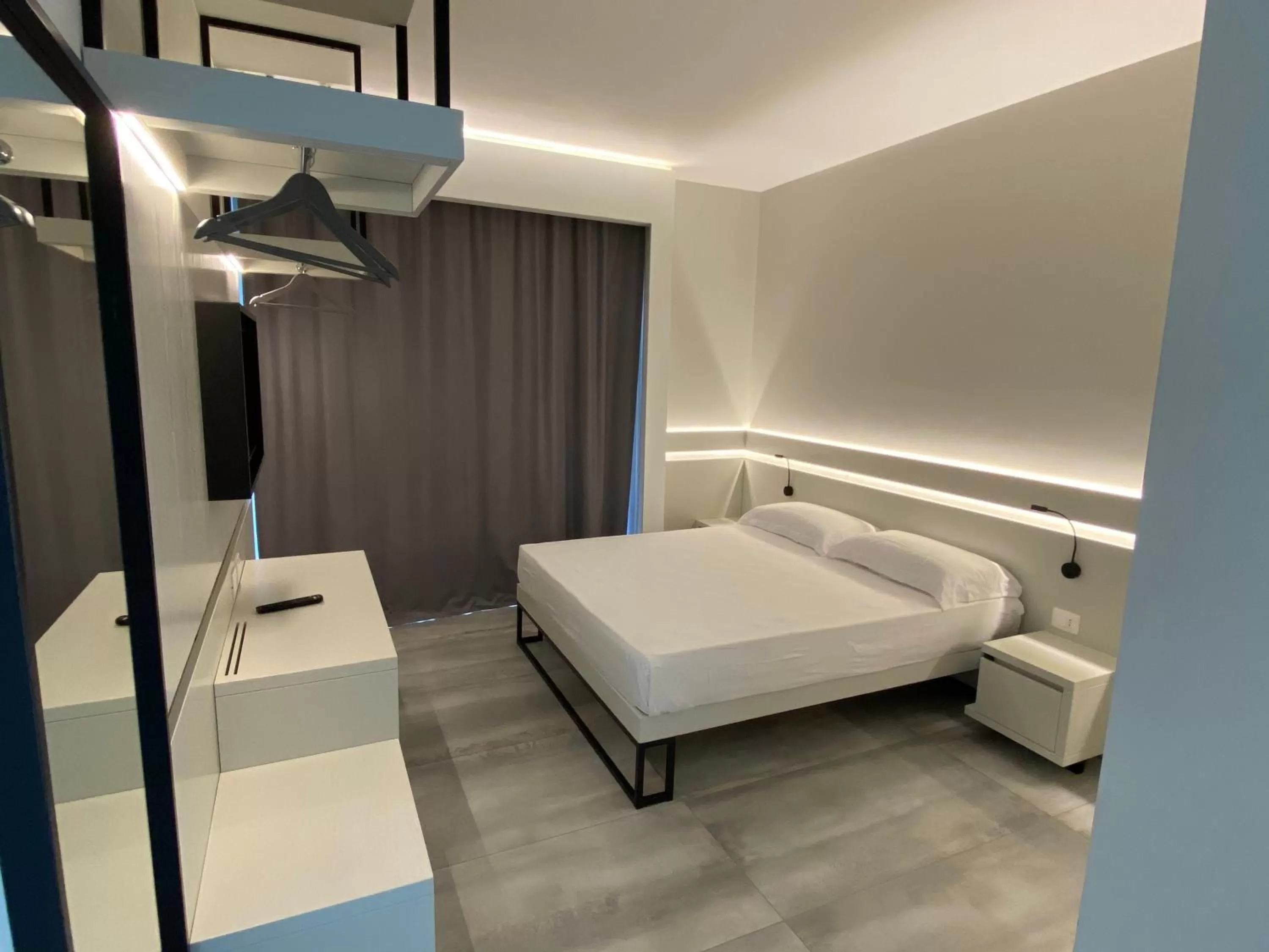 Bed in Aether Suites Tropea - Free Private Parking