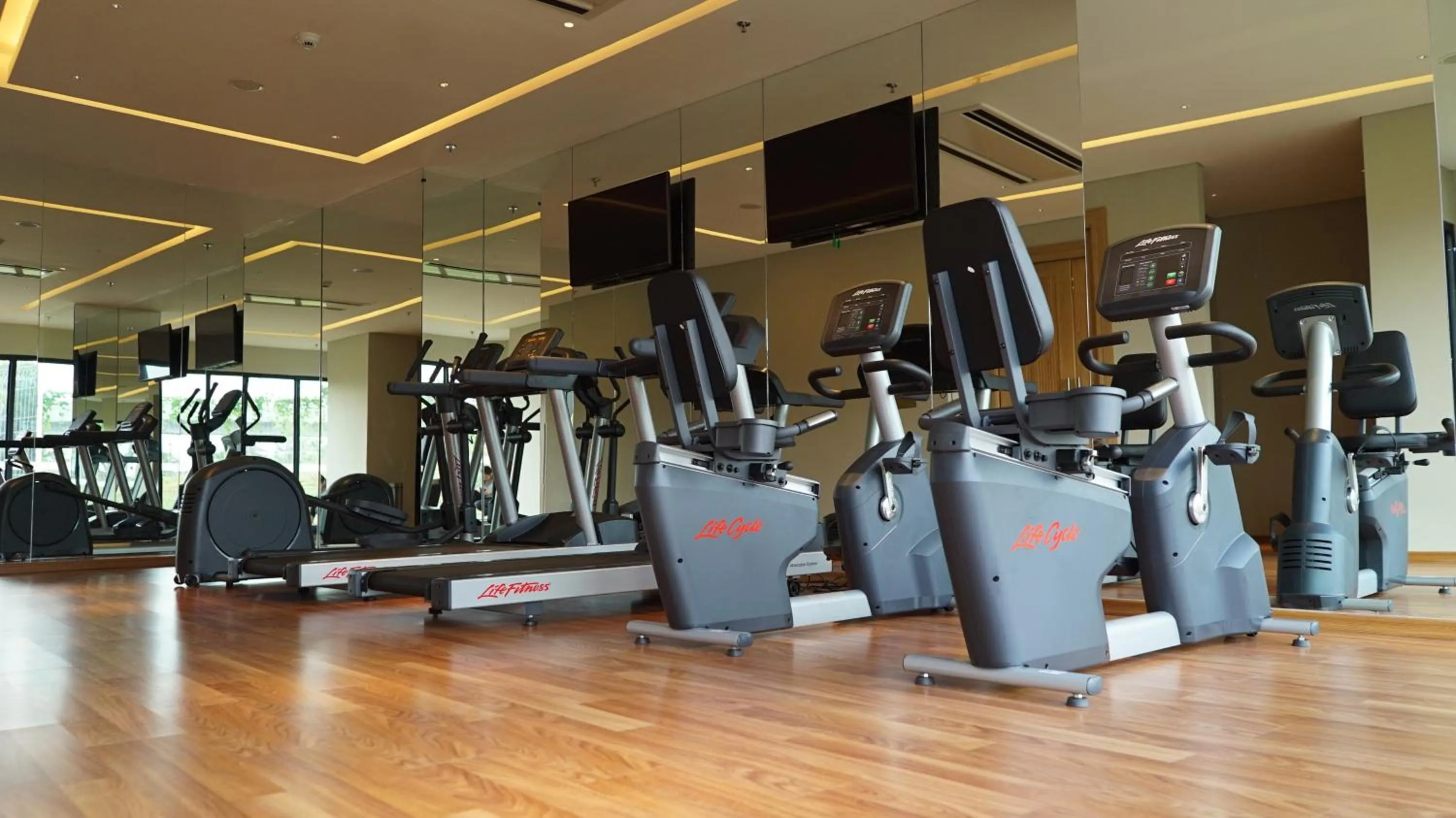 Fitness centre/facilities in Hotel Santika Premiere Bandara Palembang