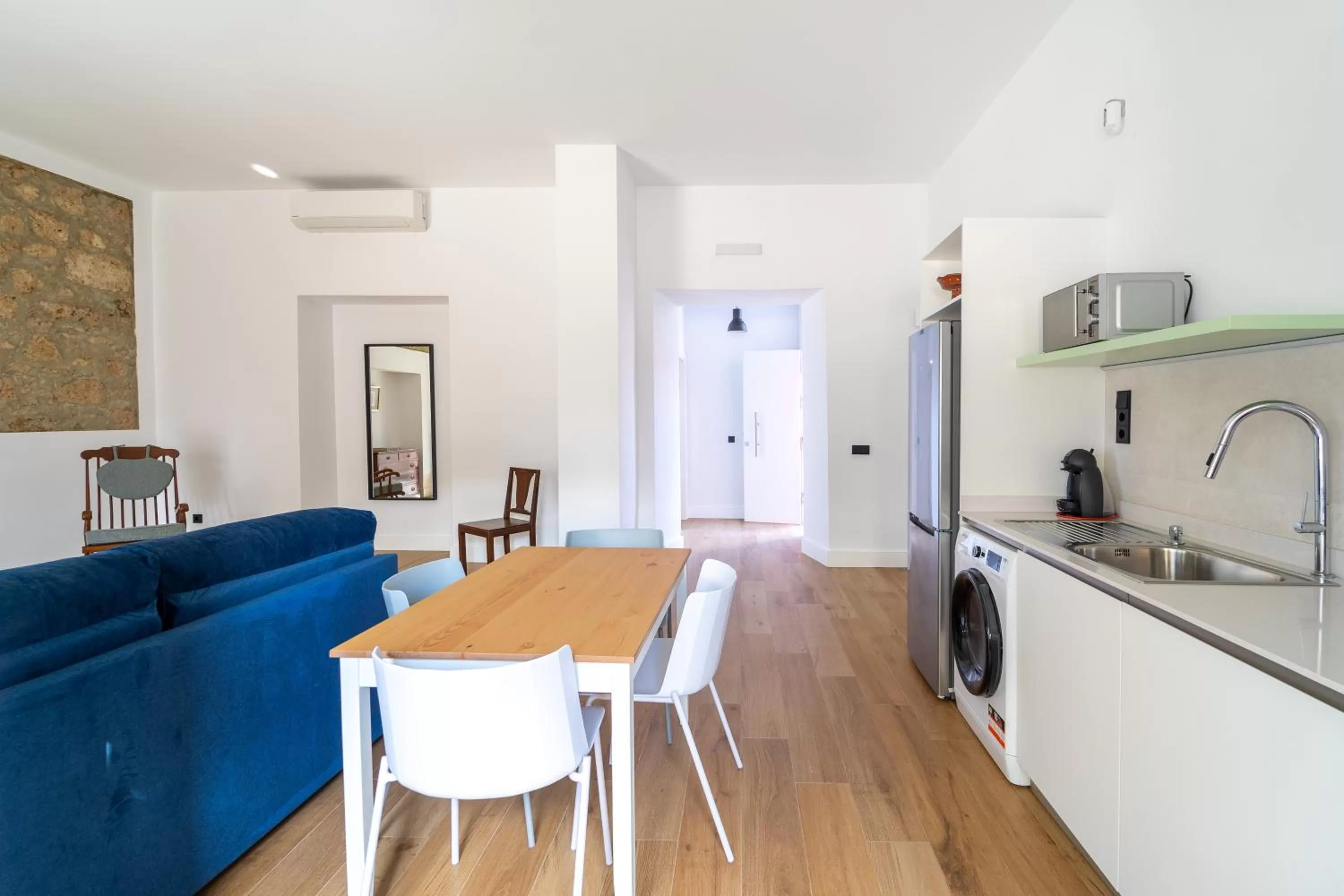 Kitchen or kitchenette, Kitchen/Kitchenette in Albor Suites