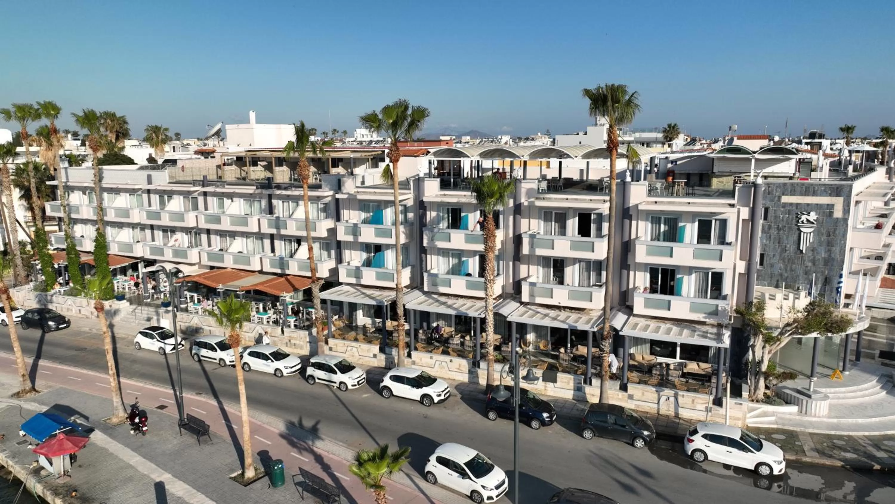 Property building in Kosta Palace