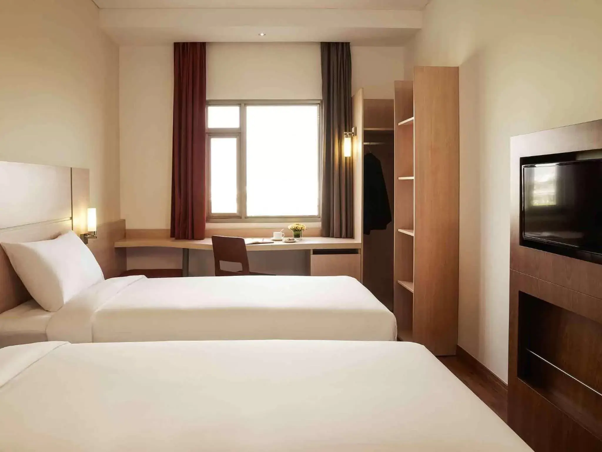 Standard Twin Room in Ibis Saigon South Standard Twin Room in Ibis Saigon South