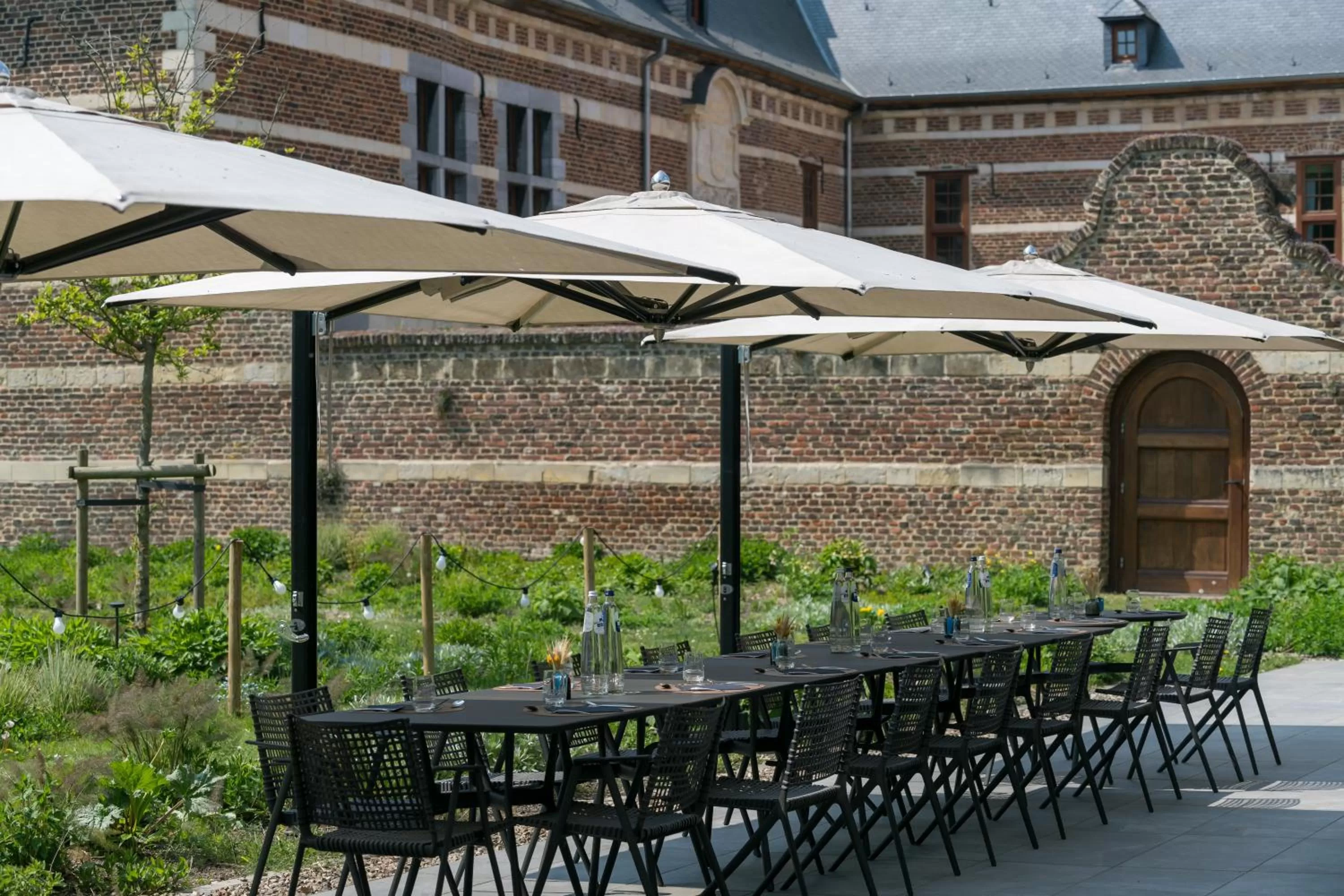 Restaurant/places to eat in Martin's Rentmeesterij