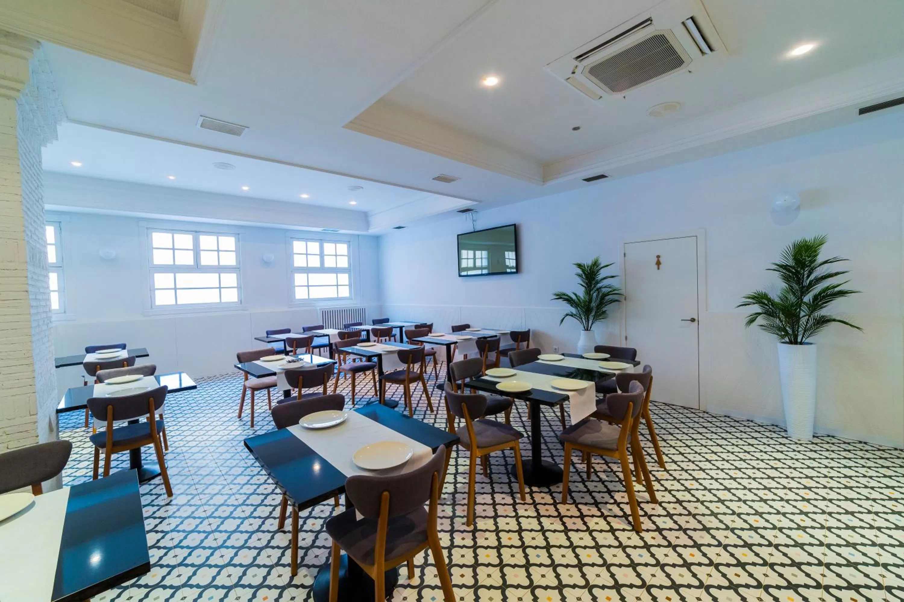 Restaurant/places to eat in Hospedium Hotel Cañitas Maite Gastronómico