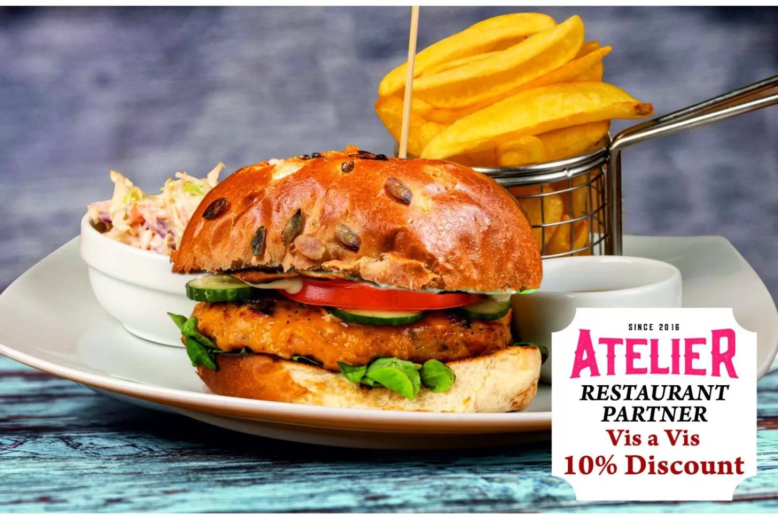 Restaurant/places to eat in La Strada Boutique Villa