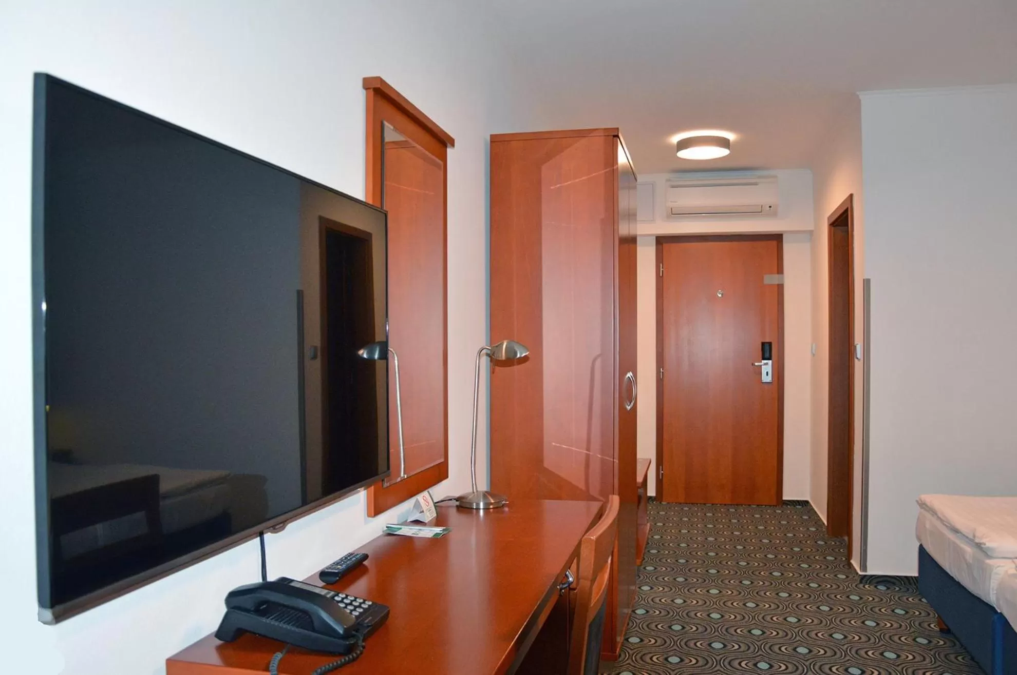 TV and multimedia, Bed in Parkhotel Plzen Congress Center