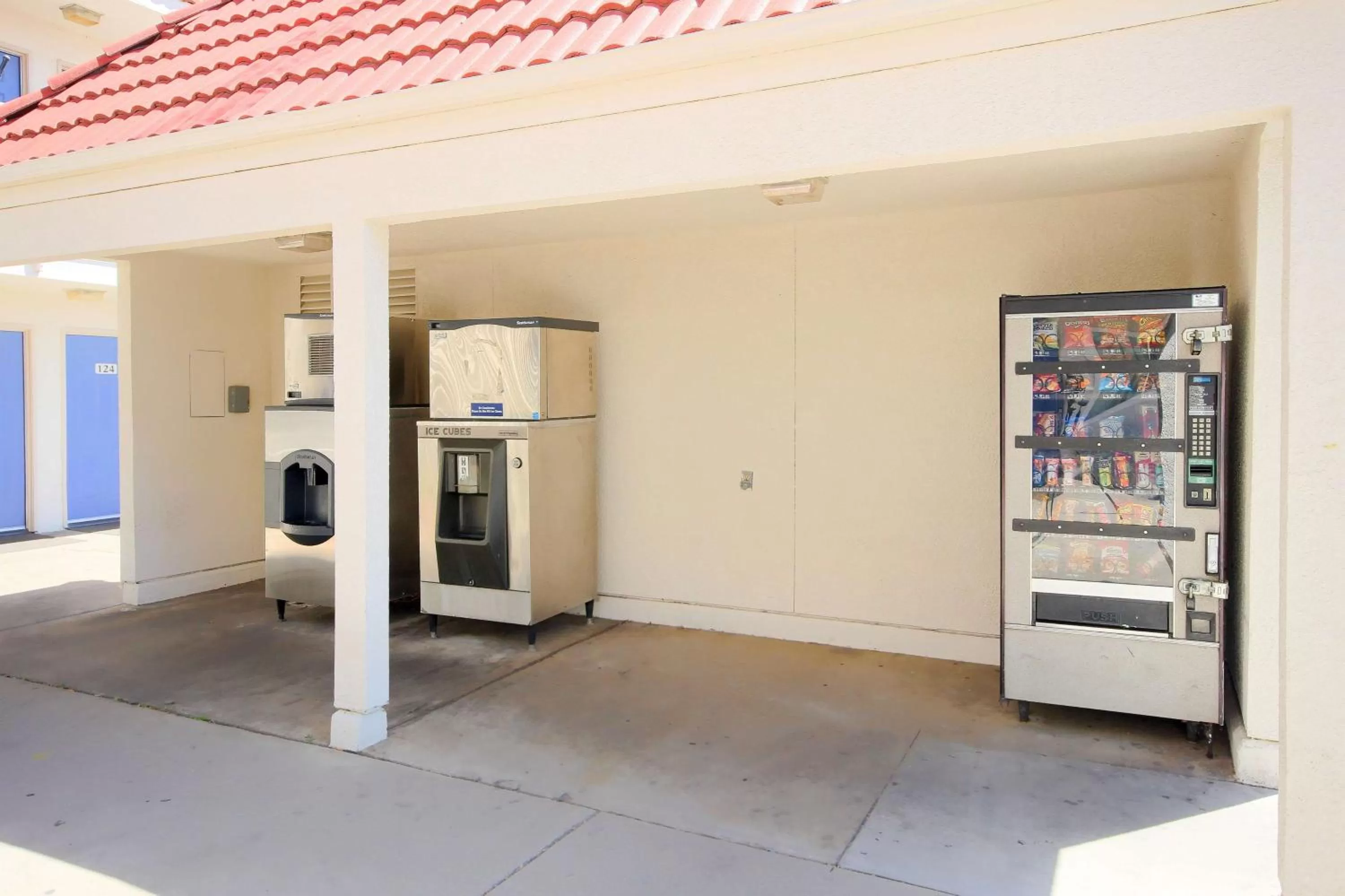 On site in Motel 6-Fresno, CA - Blackstone South