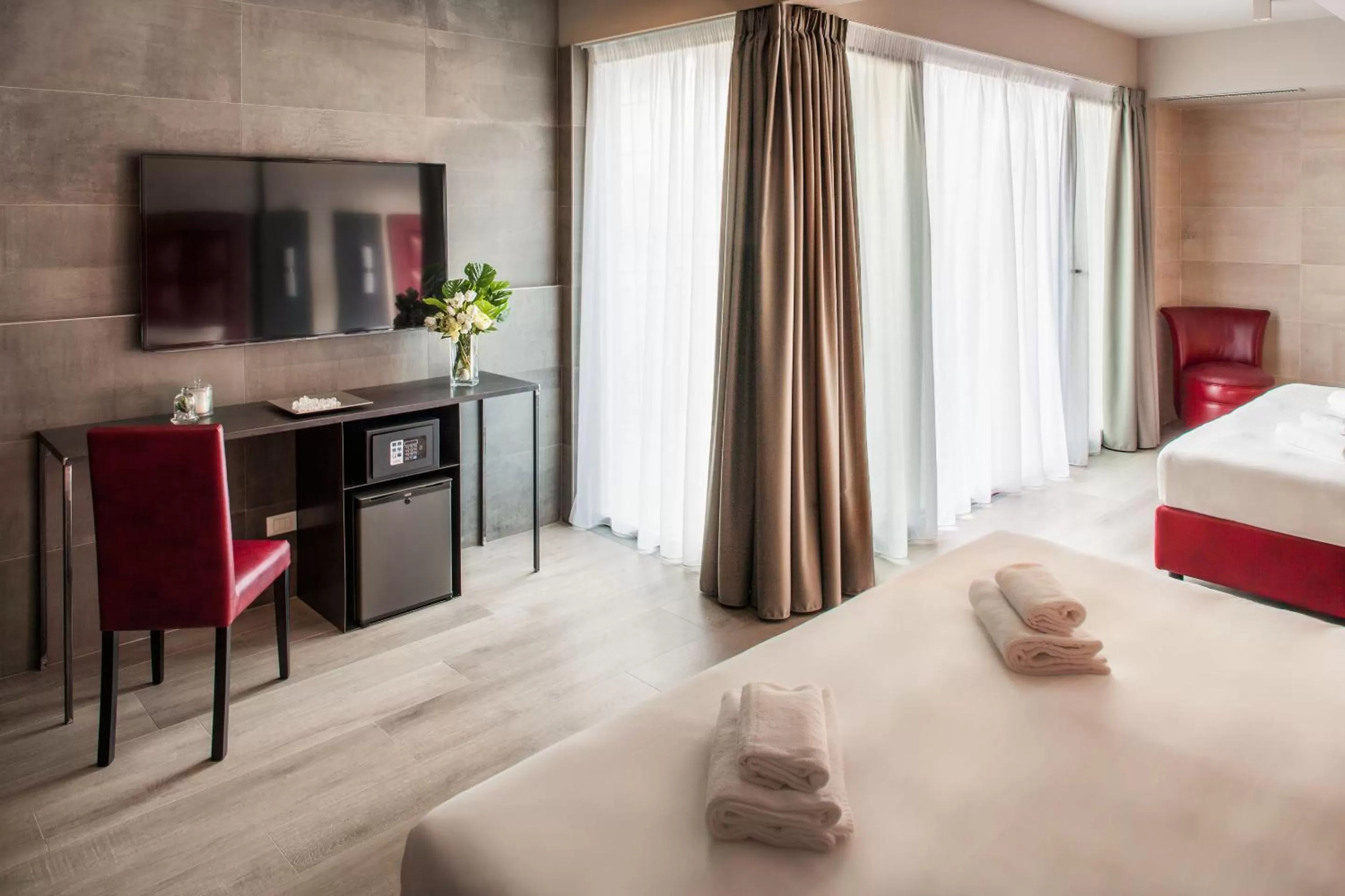 Bedroom, Bed in Spice Hotel Milano