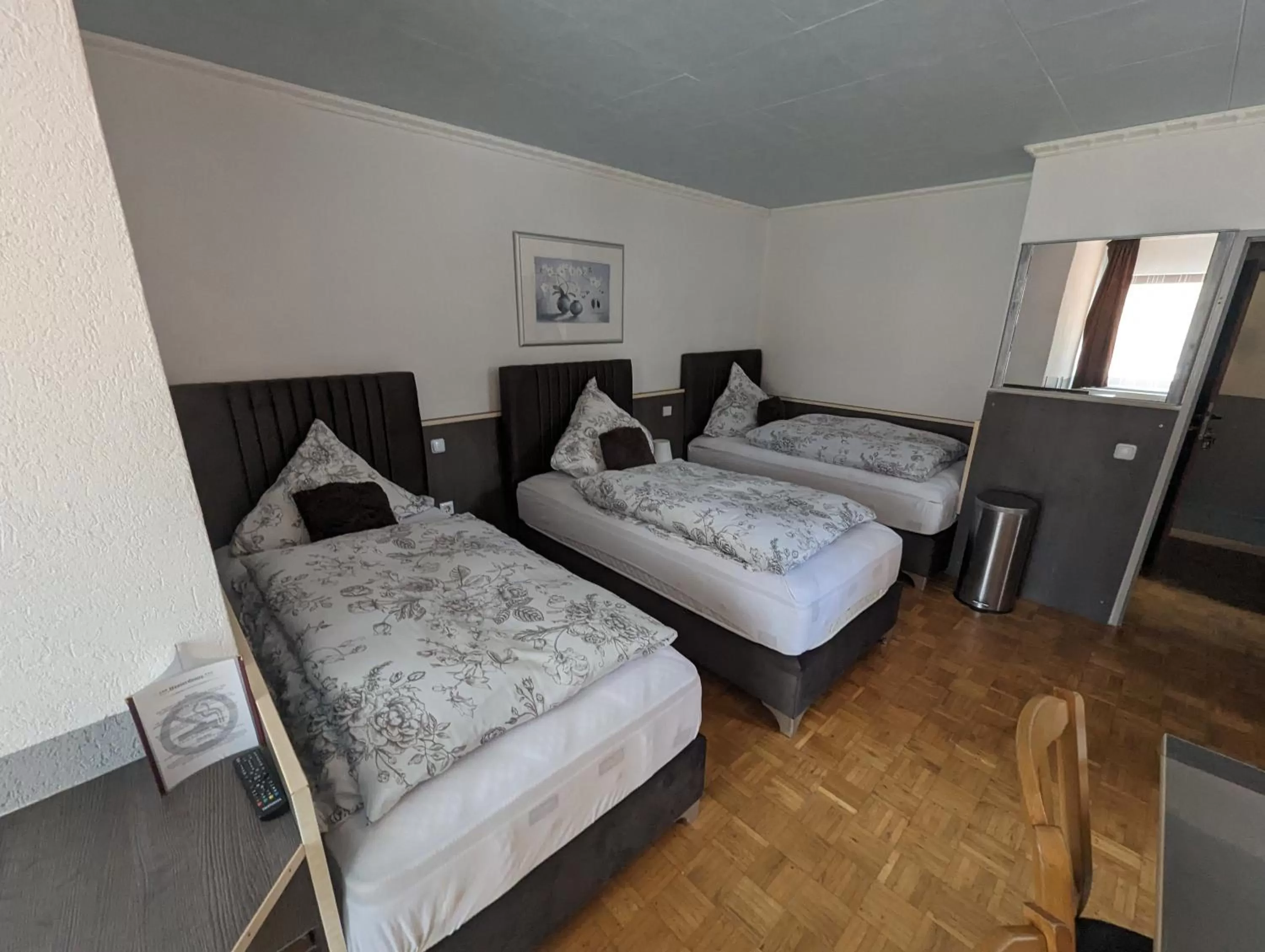 Bed in Hotel Eiserner Anton