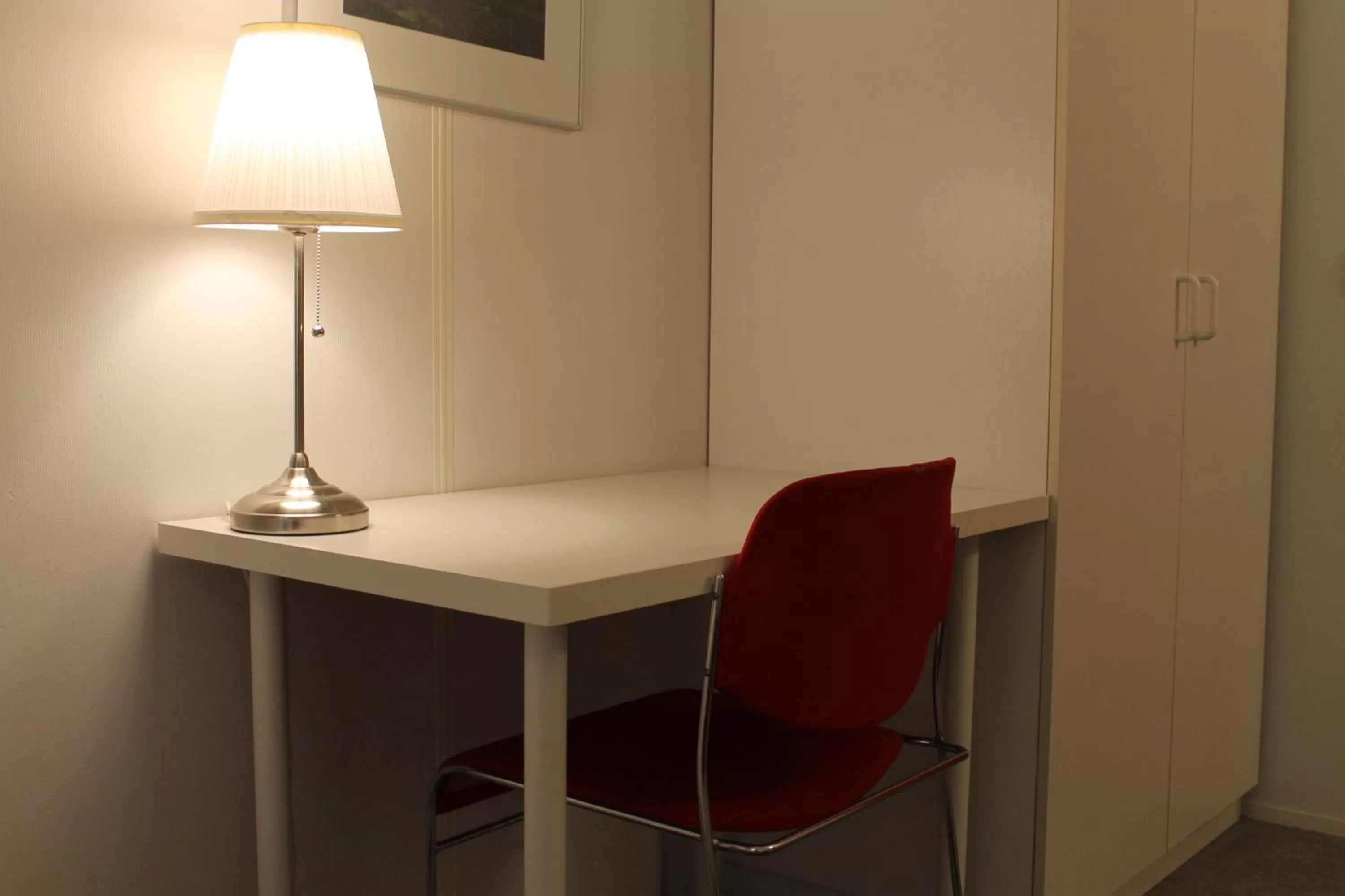 Seating area in 101 Guesthouse Hotel