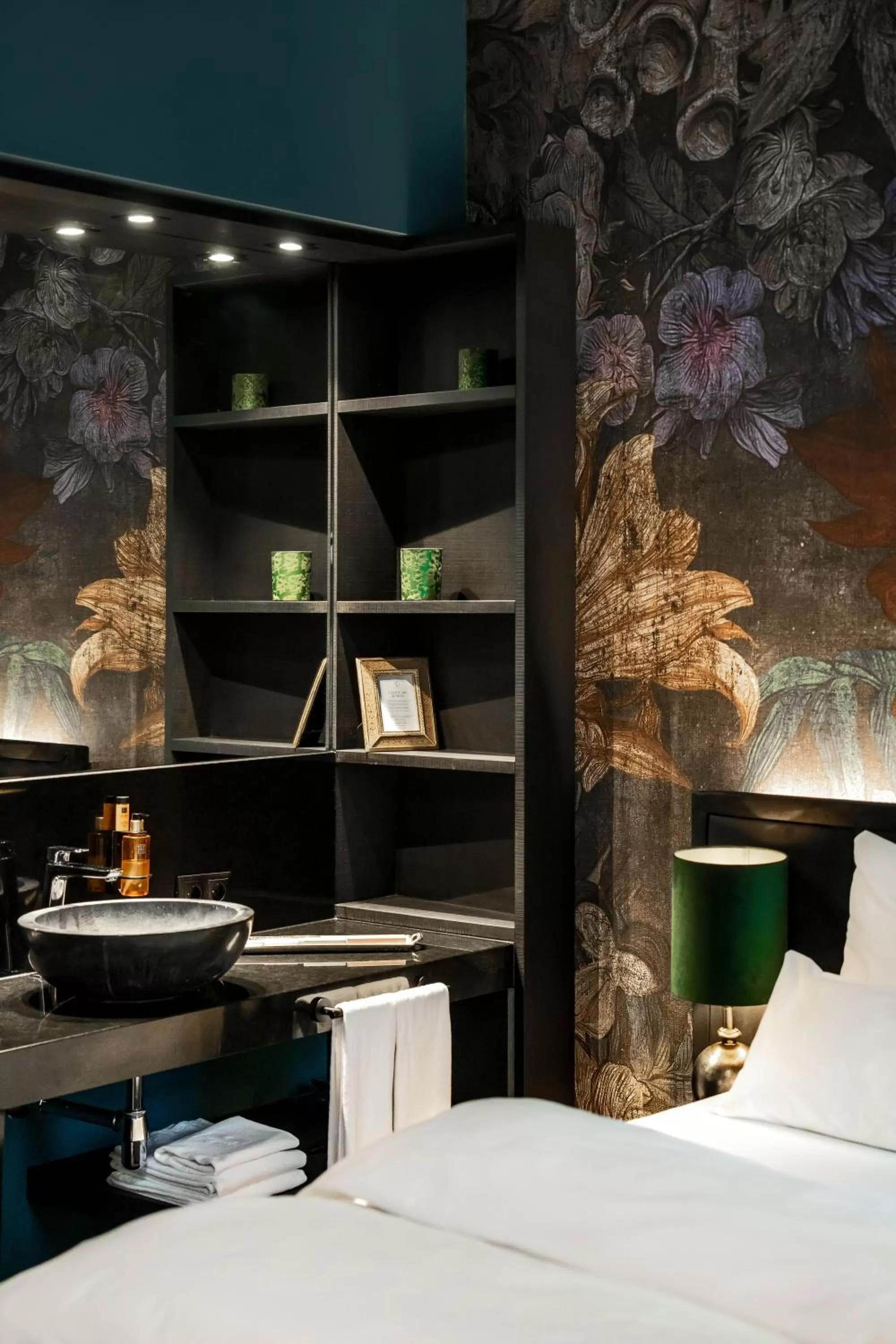 Bed in Aiola Living Graz